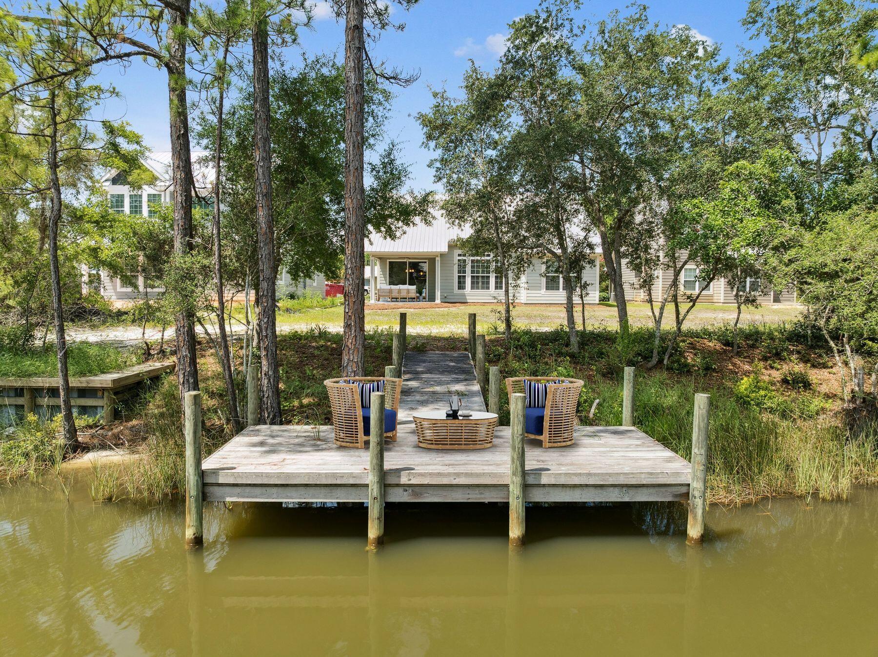 1869 W Hewett Road