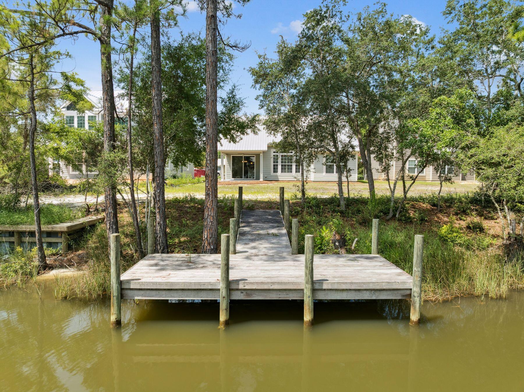 1869 W Hewett Road