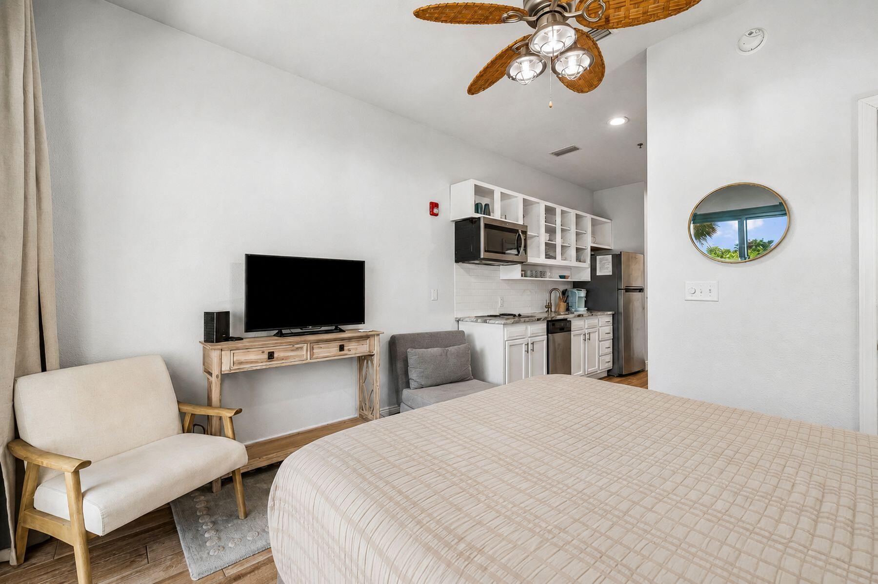 9955 E Co Highway 30A 104