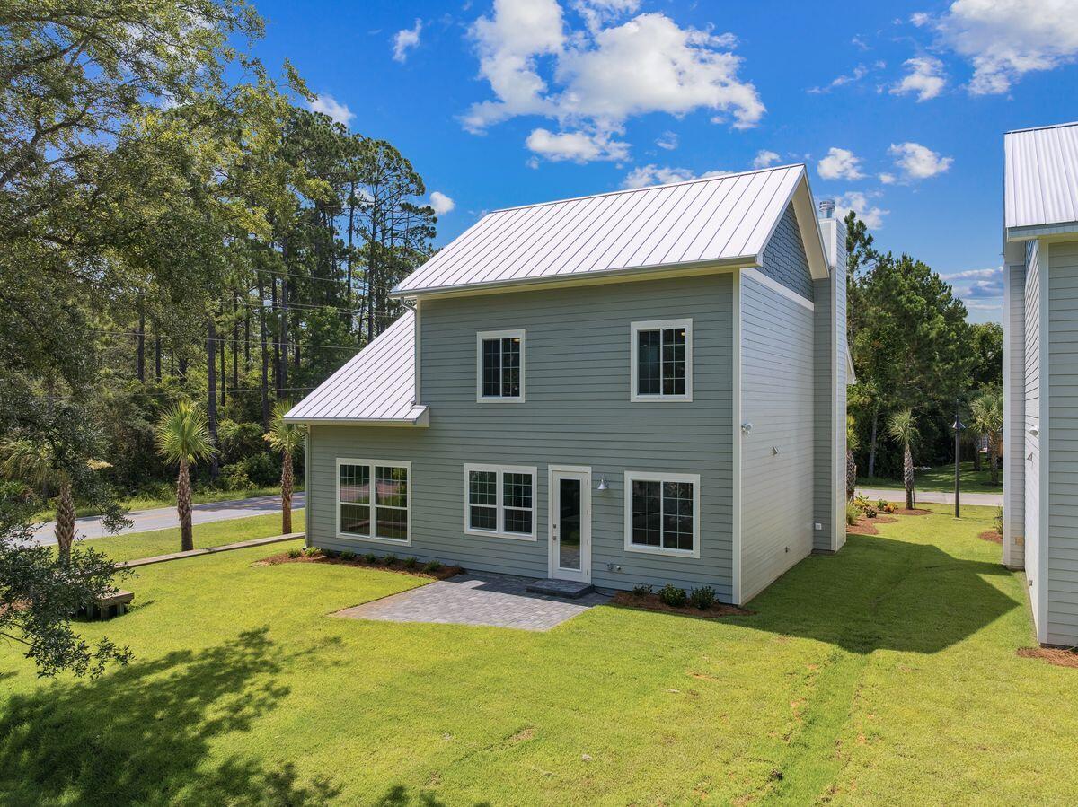 2035 W Hewett Road
