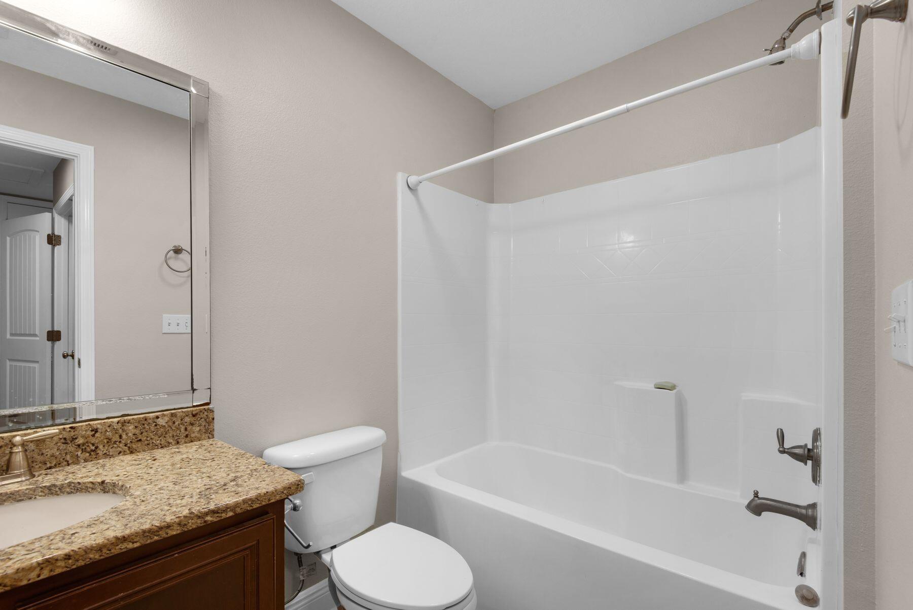 17 W Shady Oaks Lane UNIT C
