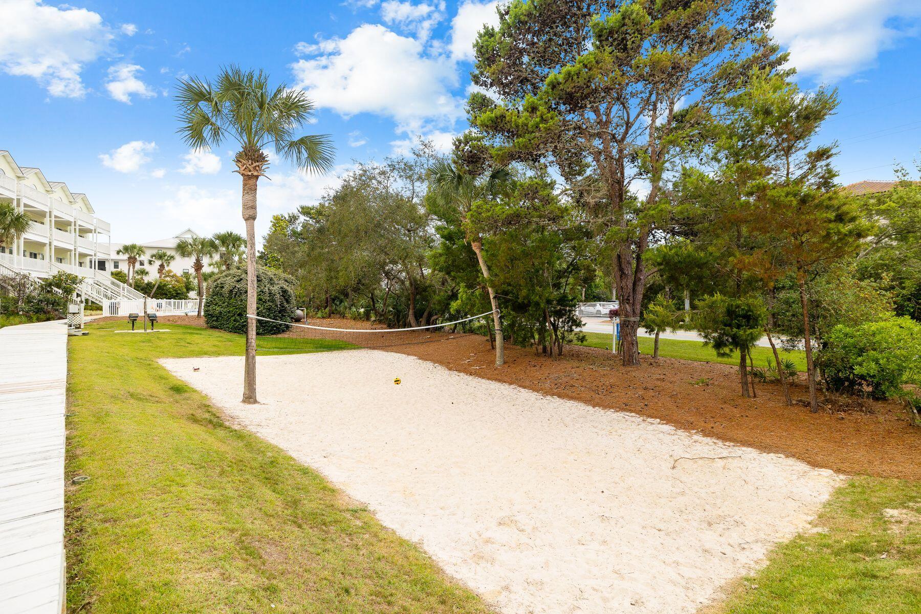 19 Brentwood Lane UNIT 305