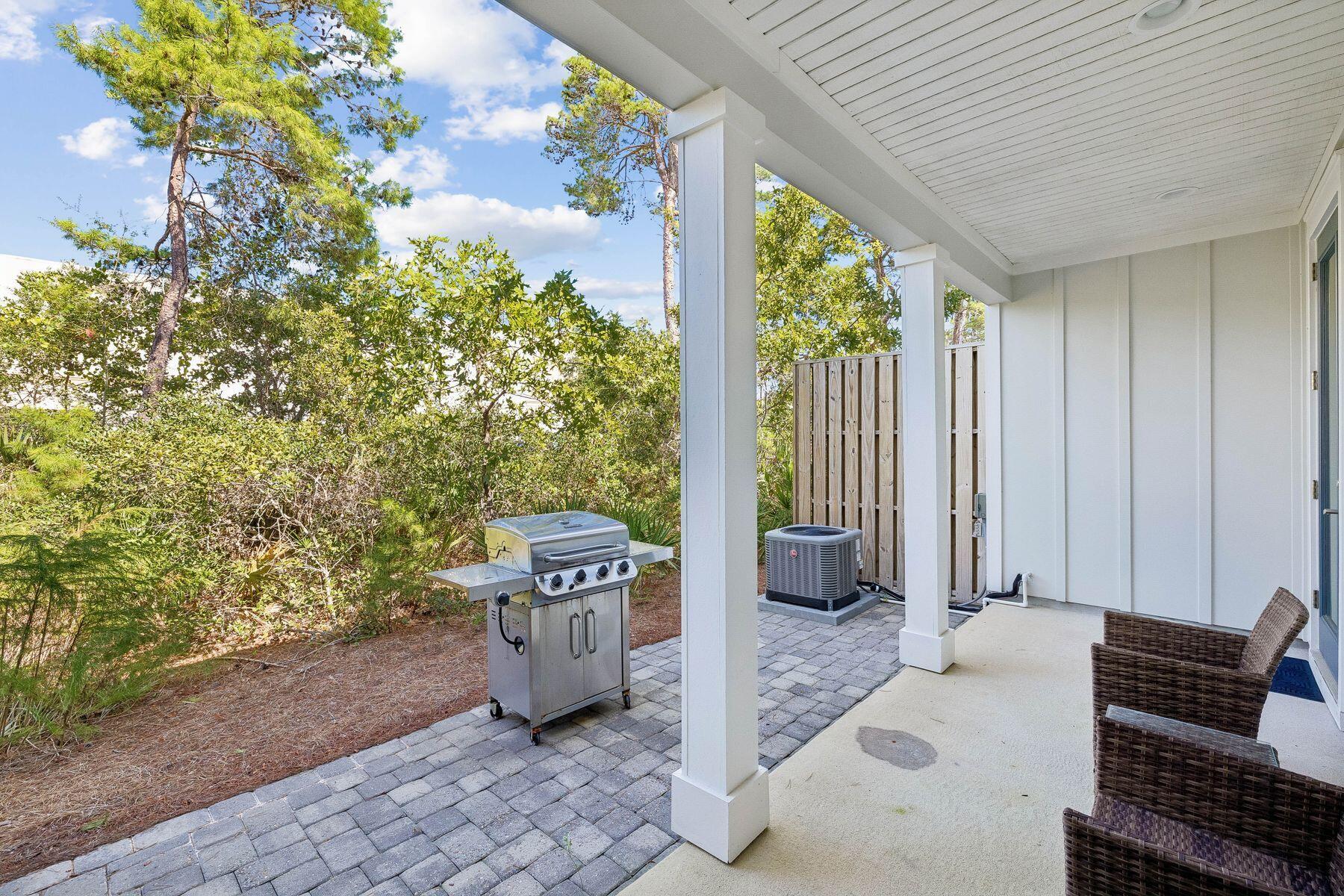 4923 E County Highway 30A UNIT D103