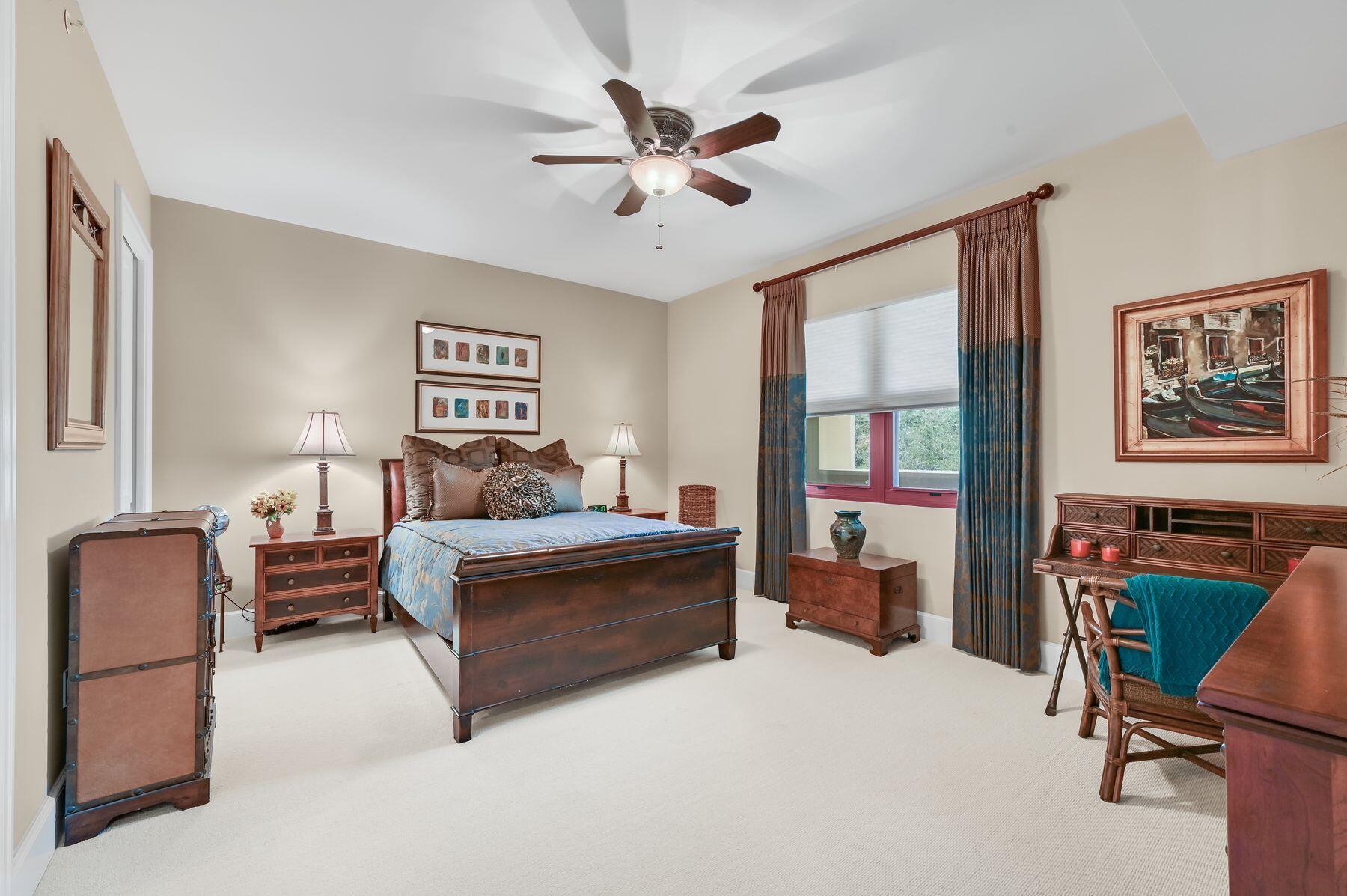 1363 W County Highway 30A, UNIT 3103