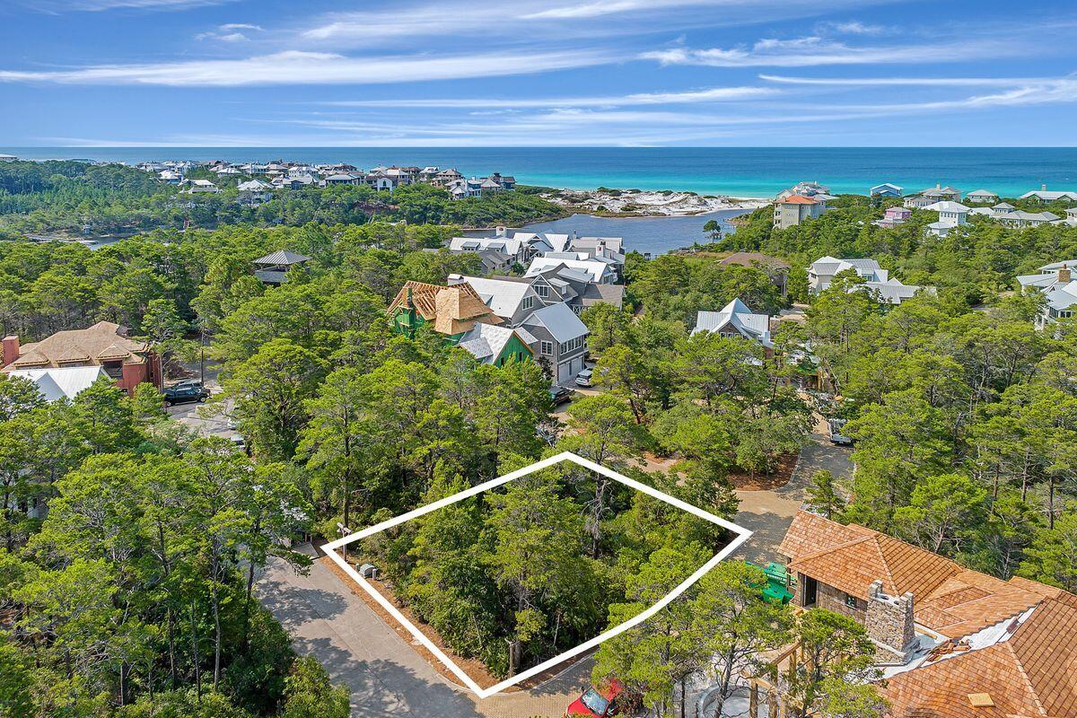 4-5 E Cedar Bend Road, Lot 5 BLK 4