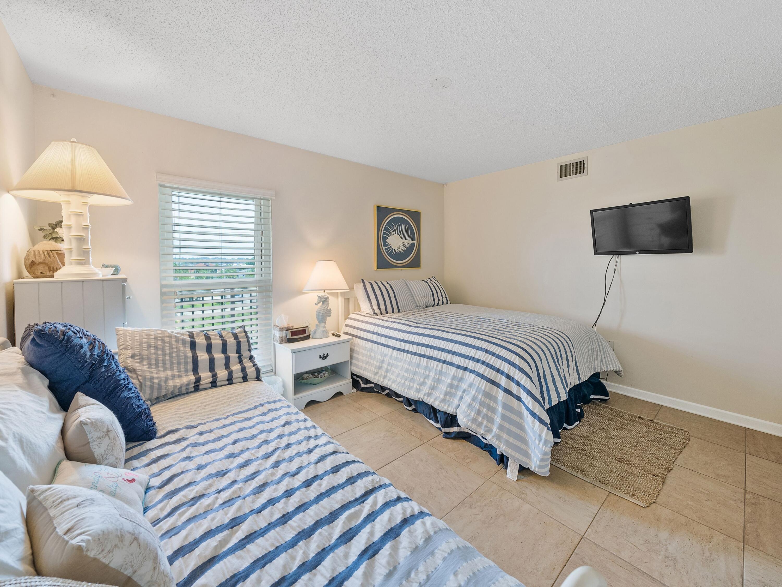 770 Sundial Court, 412