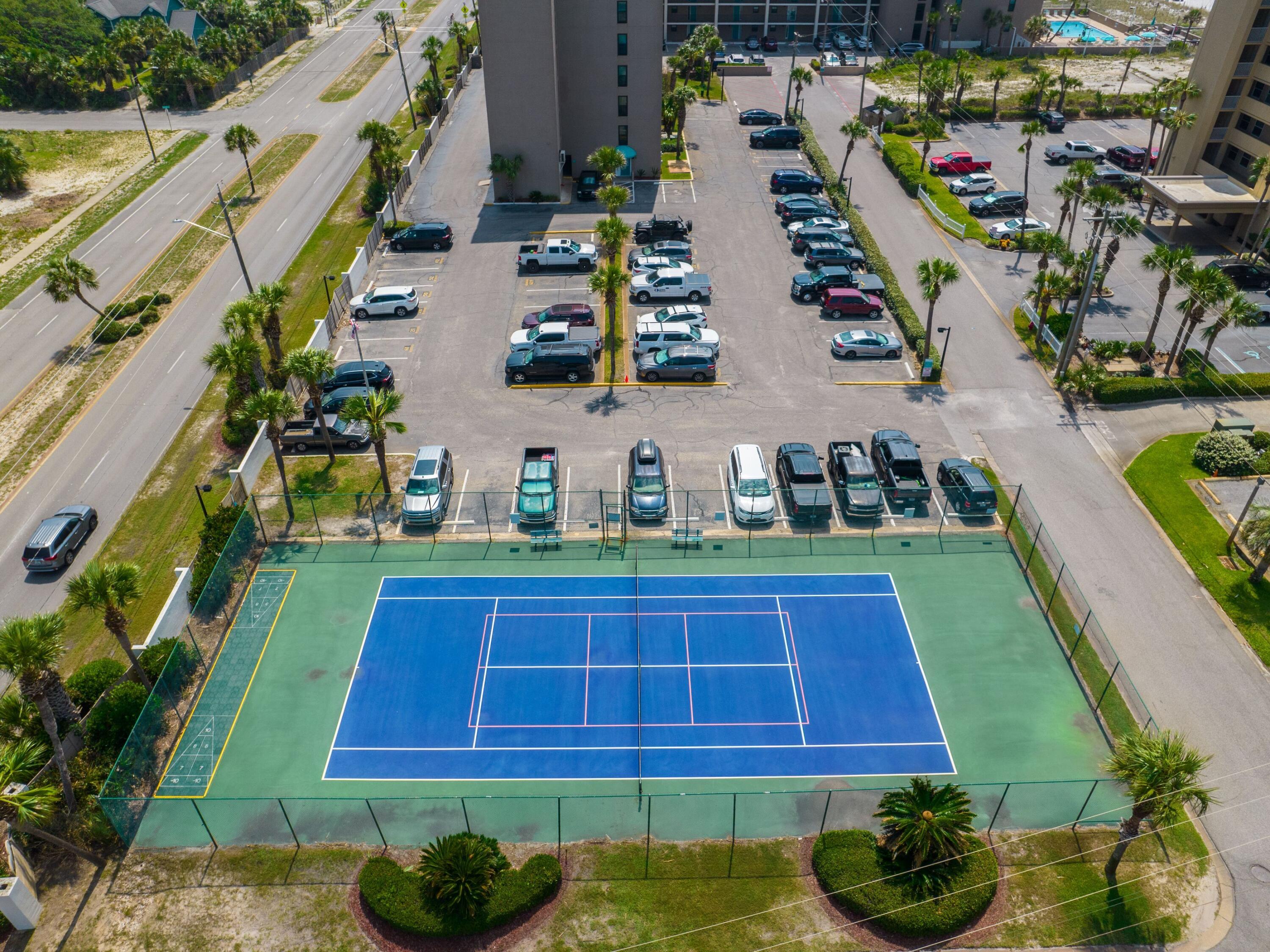 770 Sundial Court, 412