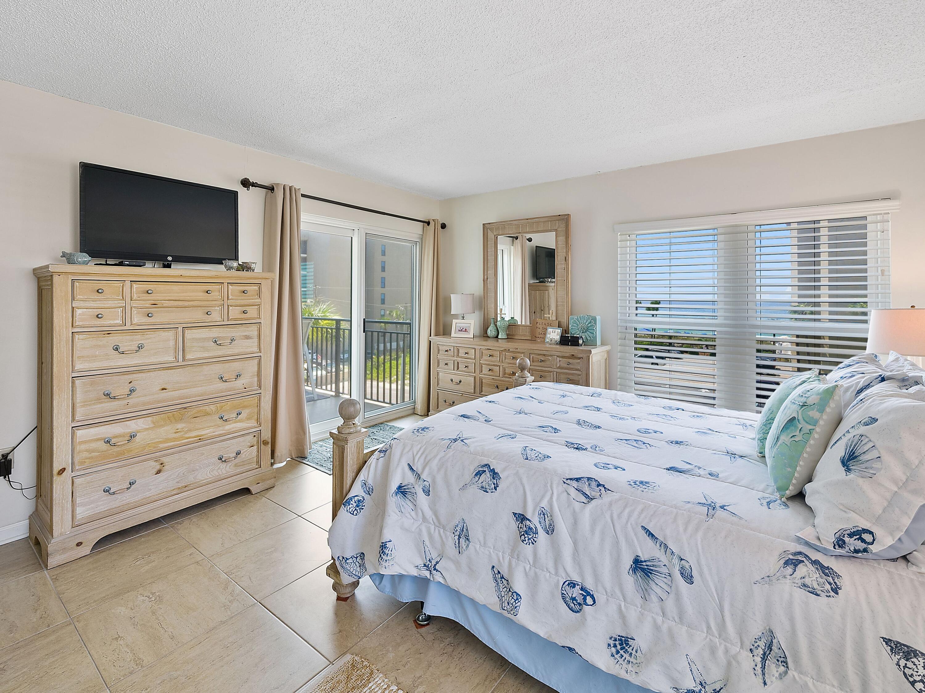 770 Sundial Court, 412