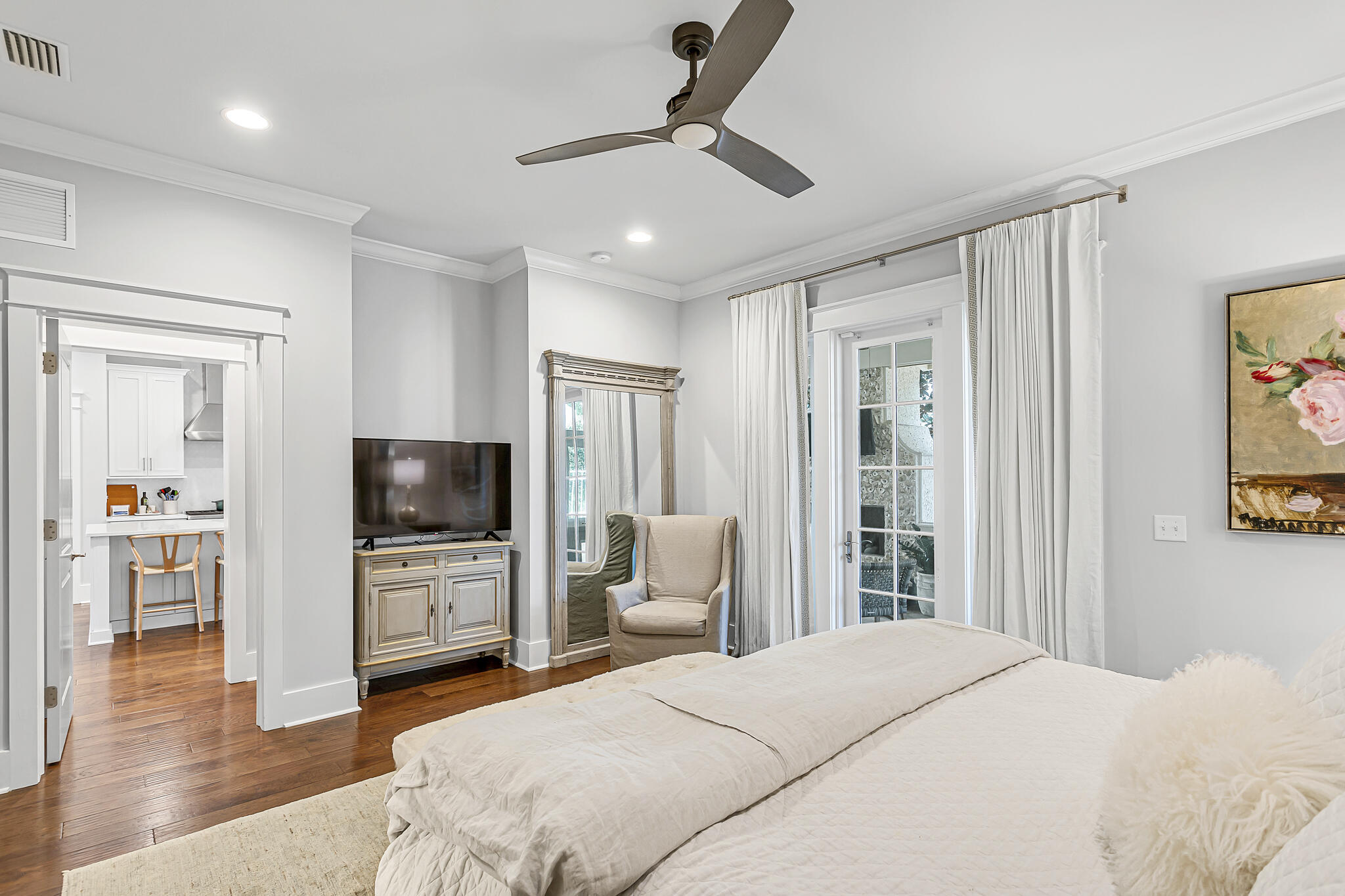 42 E Bermuda Drive