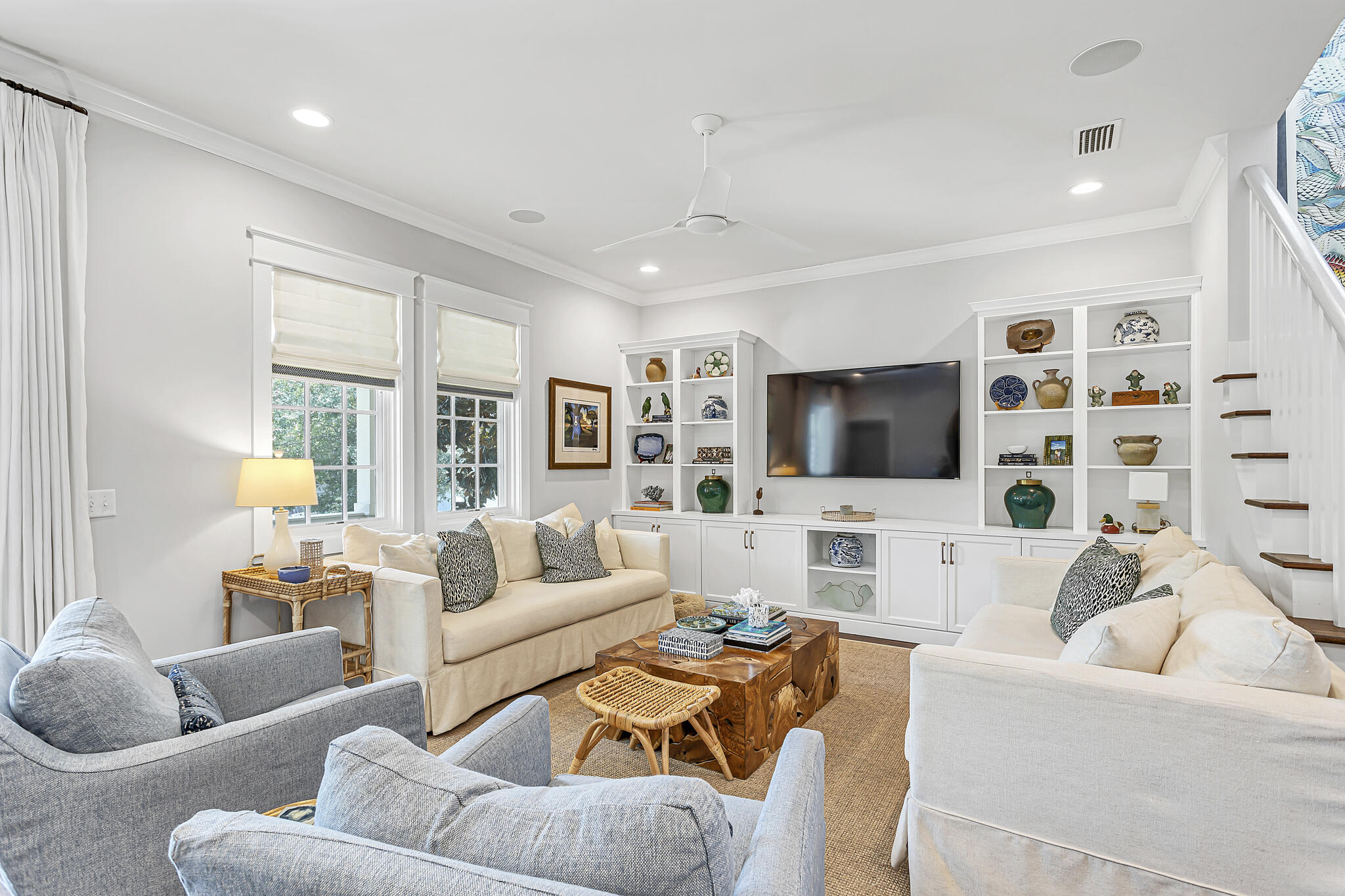 42 E Bermuda Drive