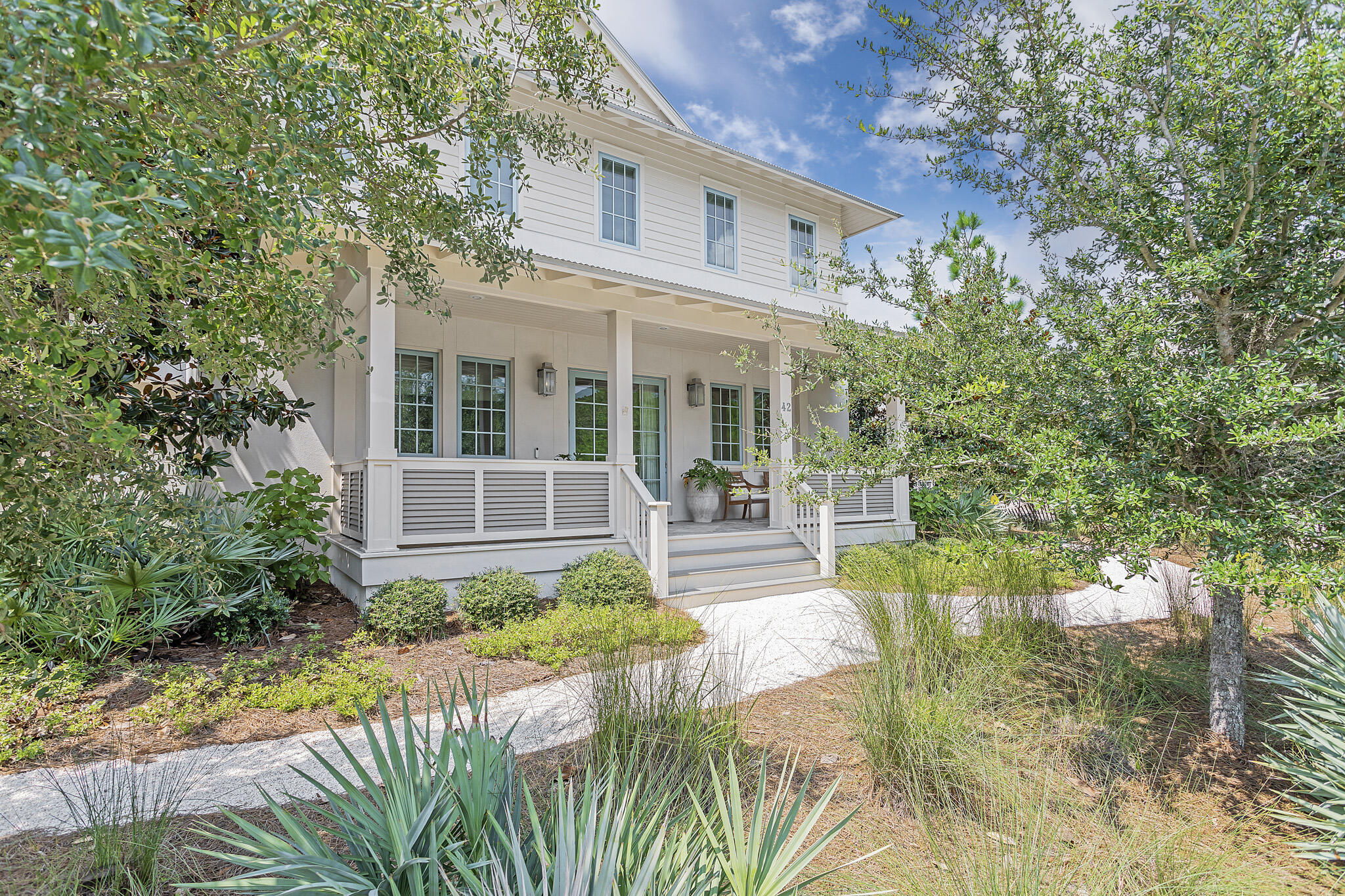 42 E Bermuda Drive