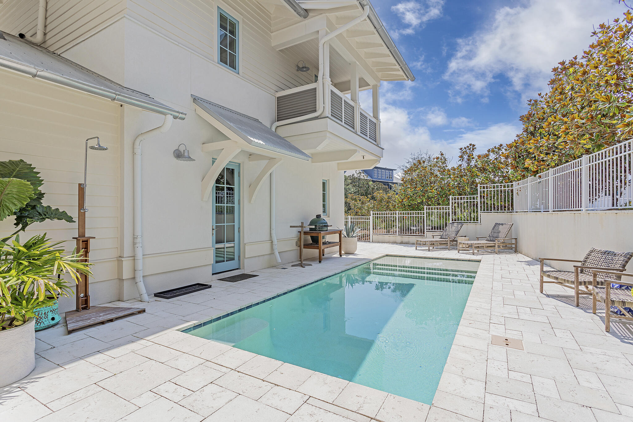 42 E Bermuda Drive