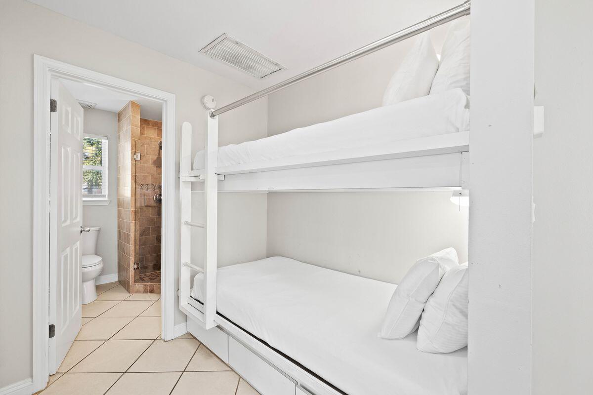 69 Crystal Beach Drive, UNIT 4