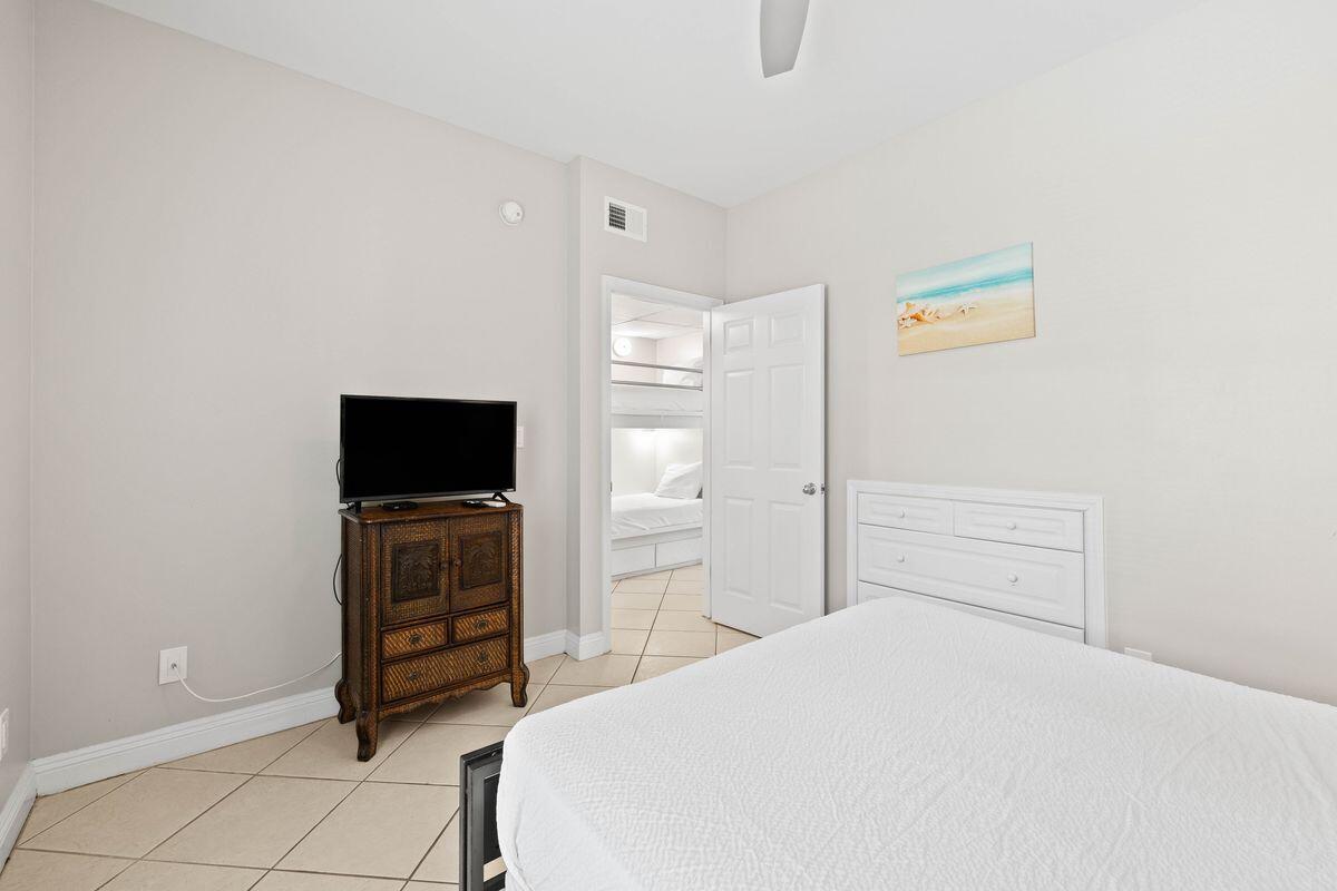 69 Crystal Beach Drive, UNIT 4