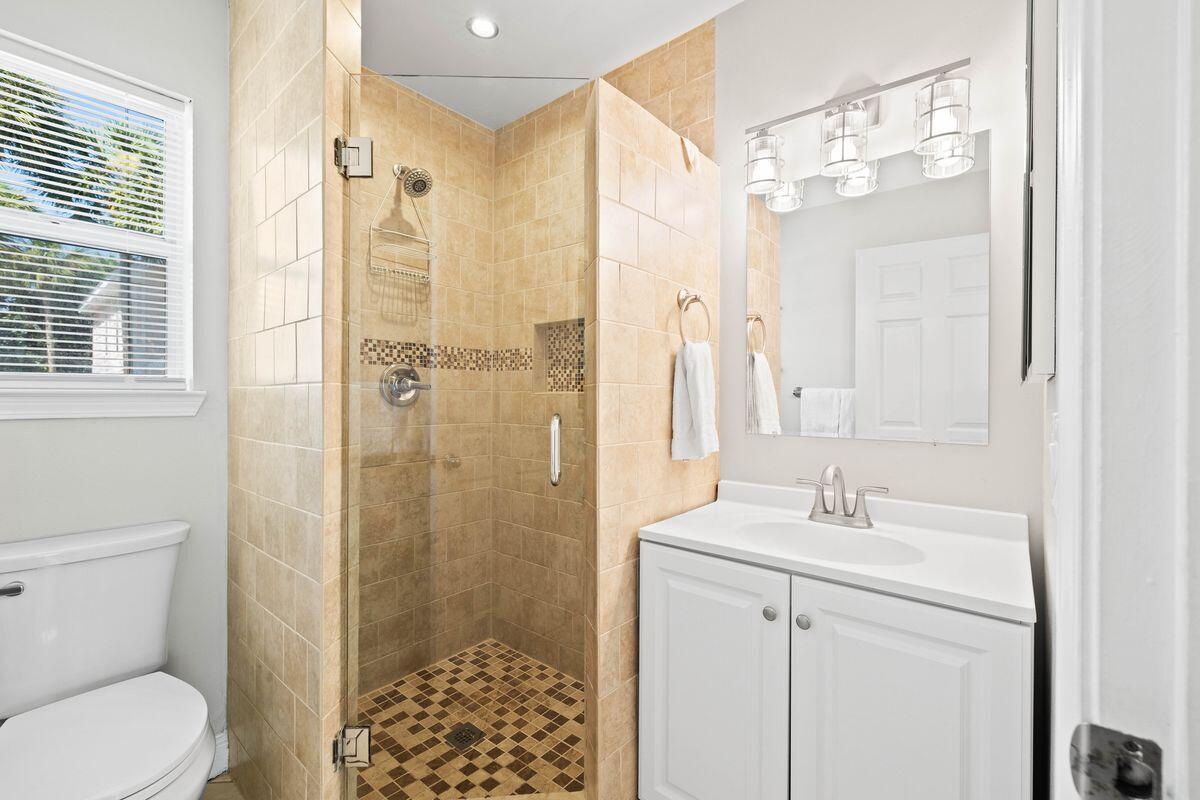 69 Crystal Beach Drive, UNIT 4