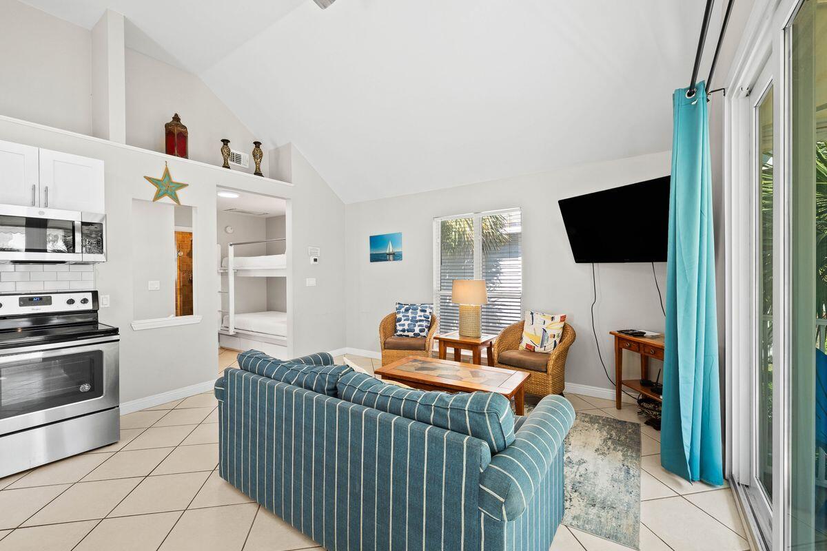 69 Crystal Beach Drive, UNIT 4