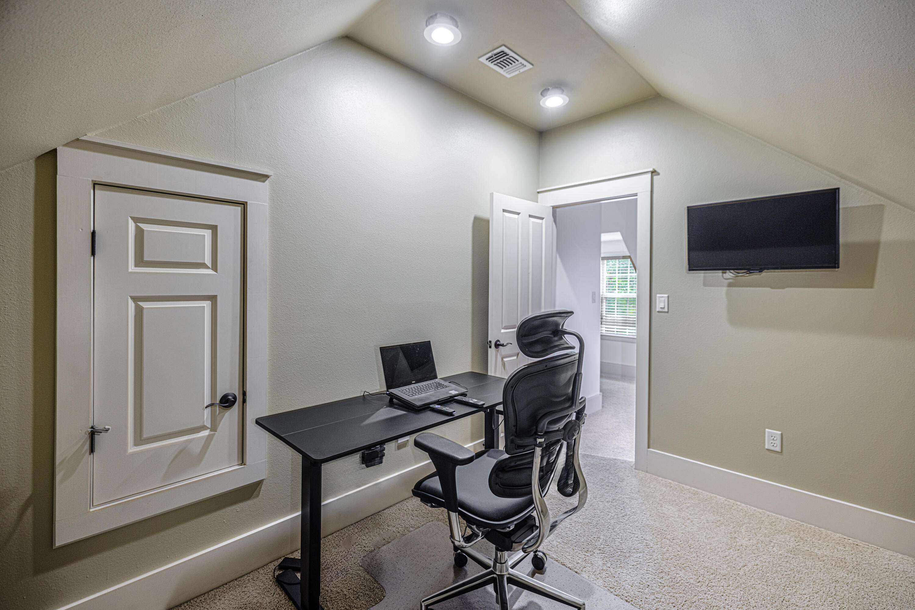 891 Coldwater Creek Circle