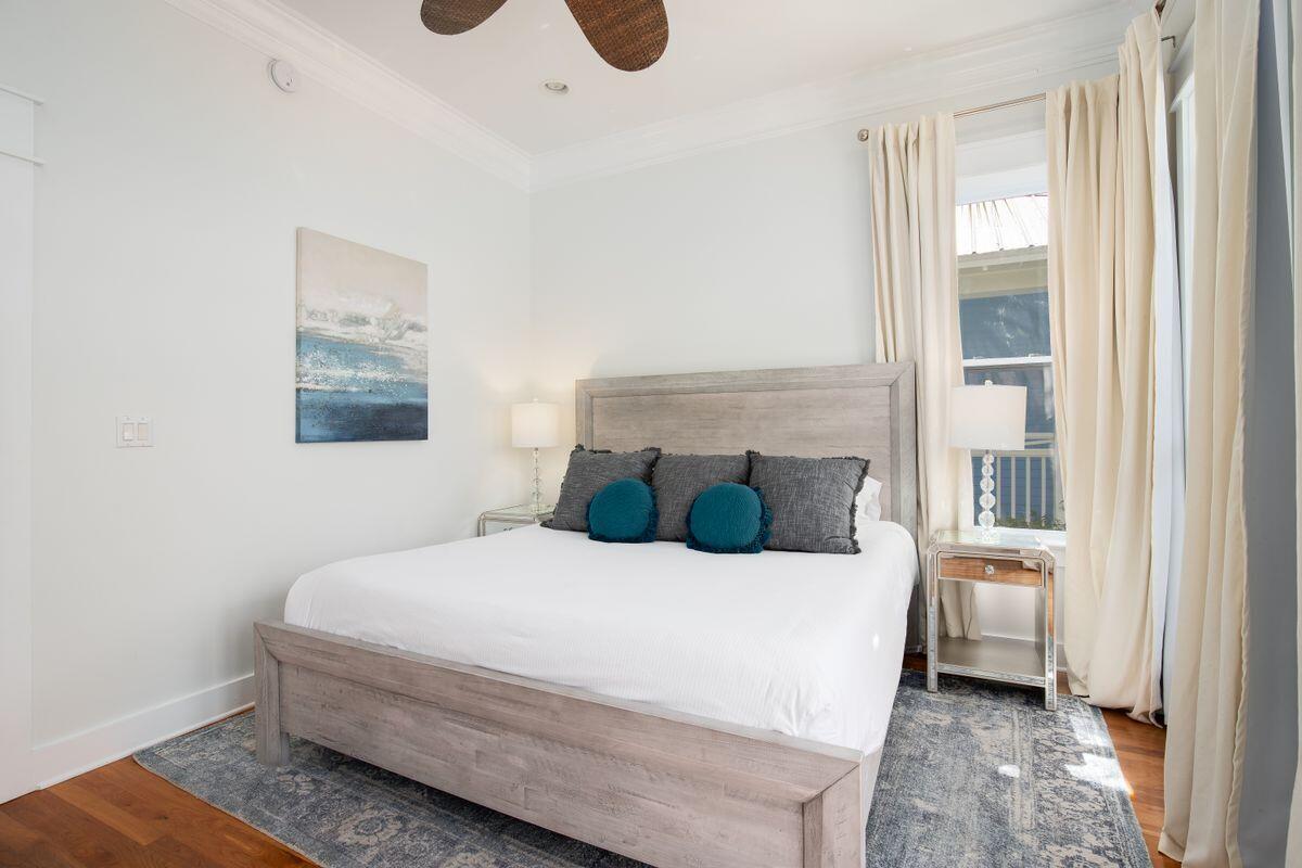 117 E Lifeguard Loop