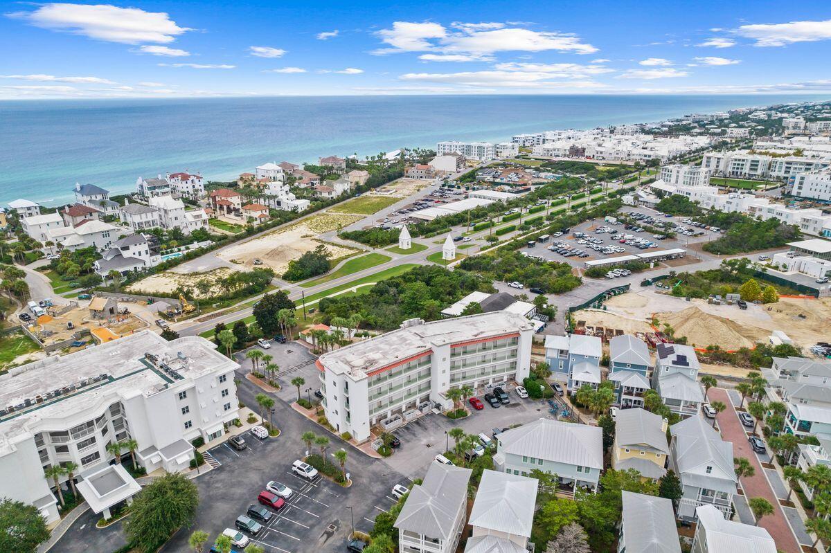 9955 E County Highway 30A, 201