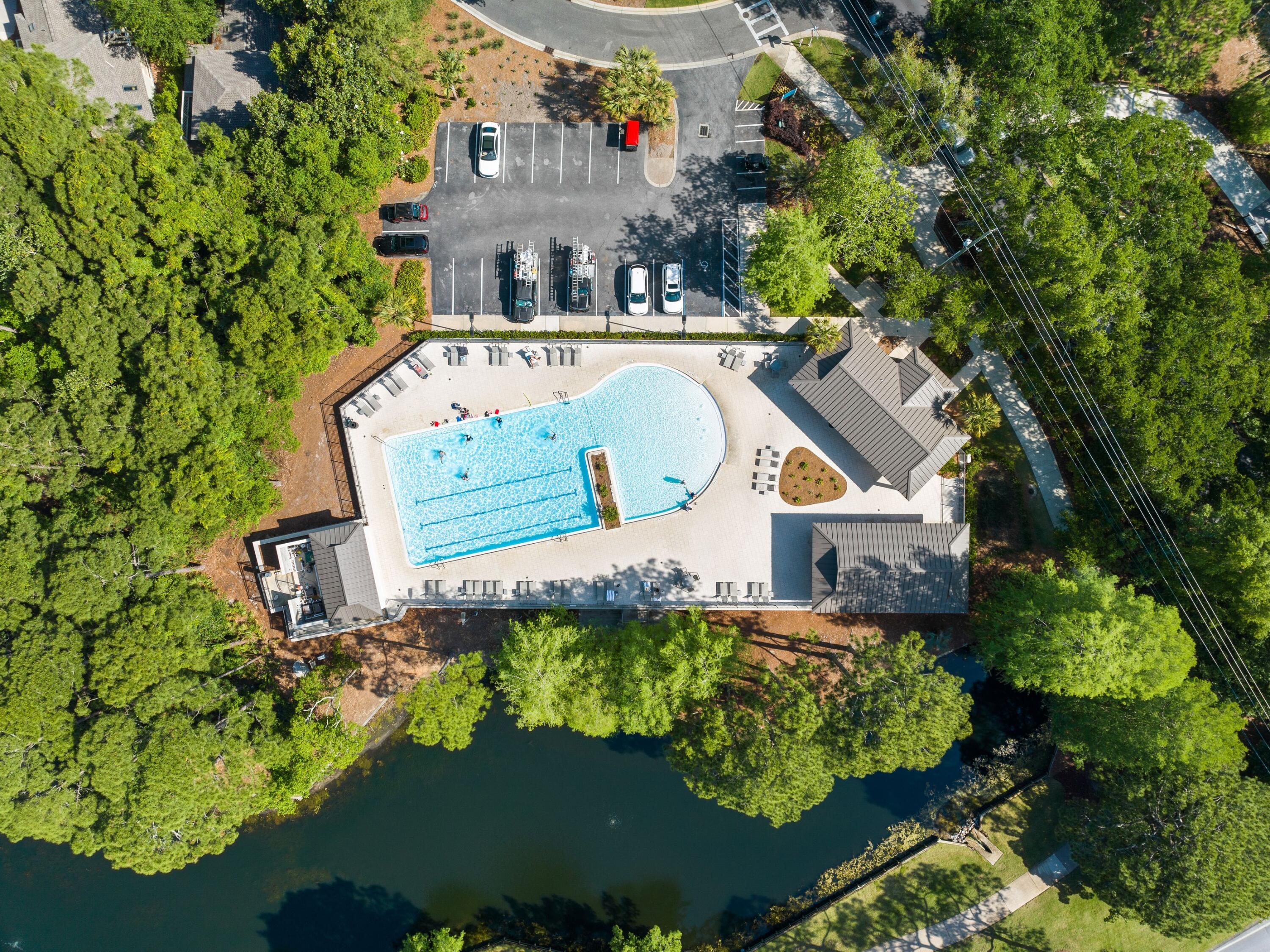 1889 Baytowne Loop