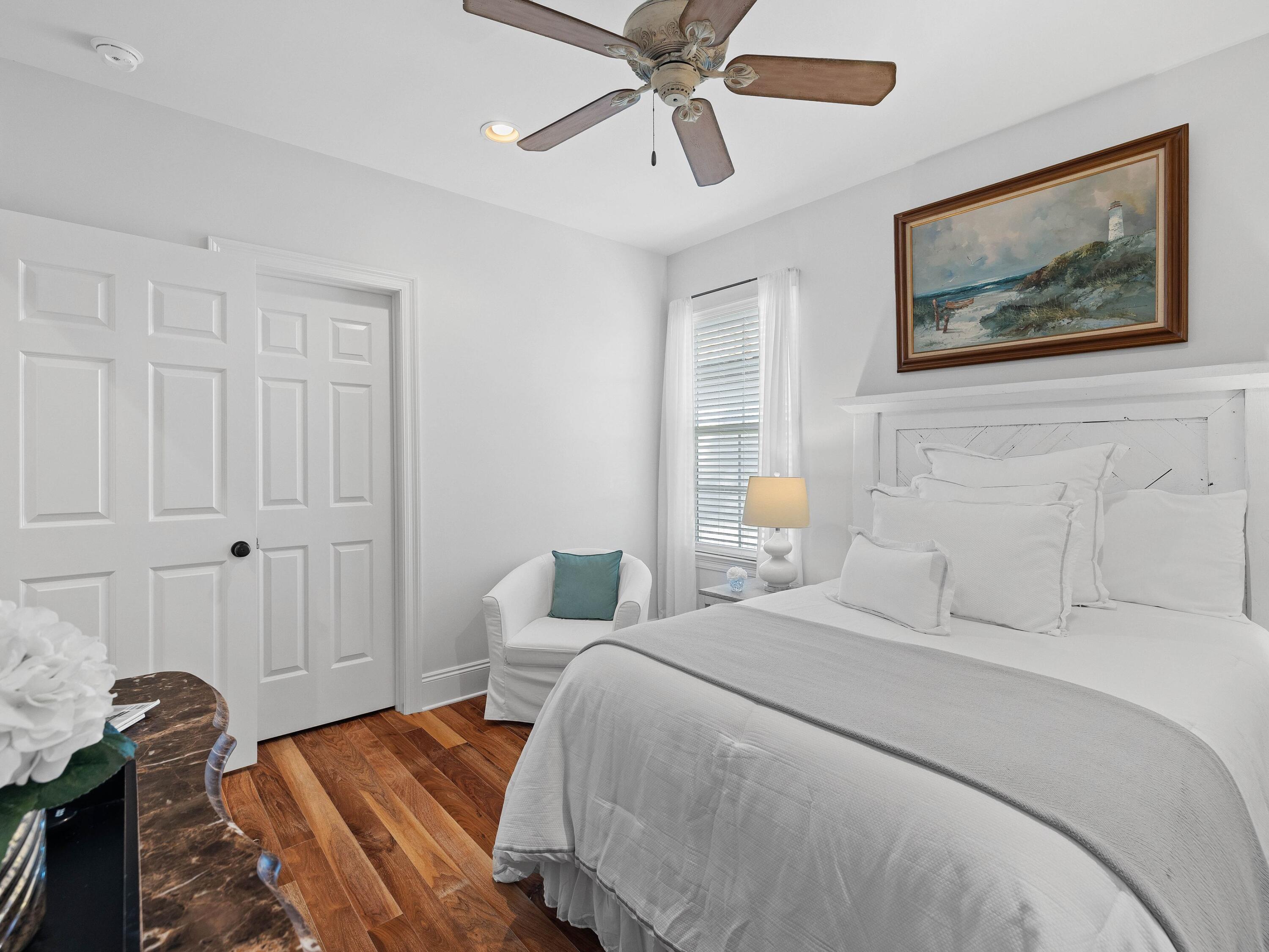 1889 Baytowne Loop