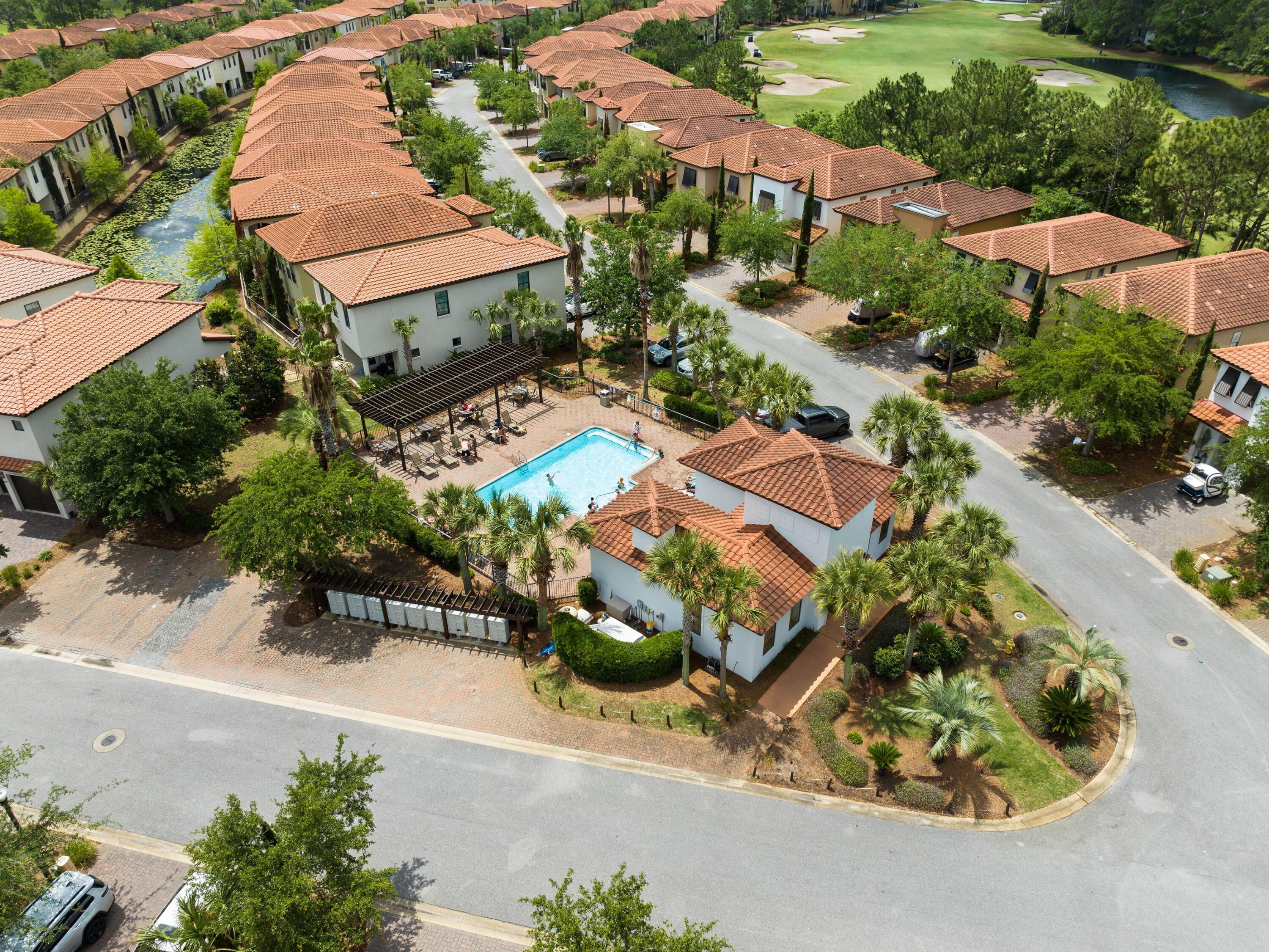 1889 Baytowne Loop