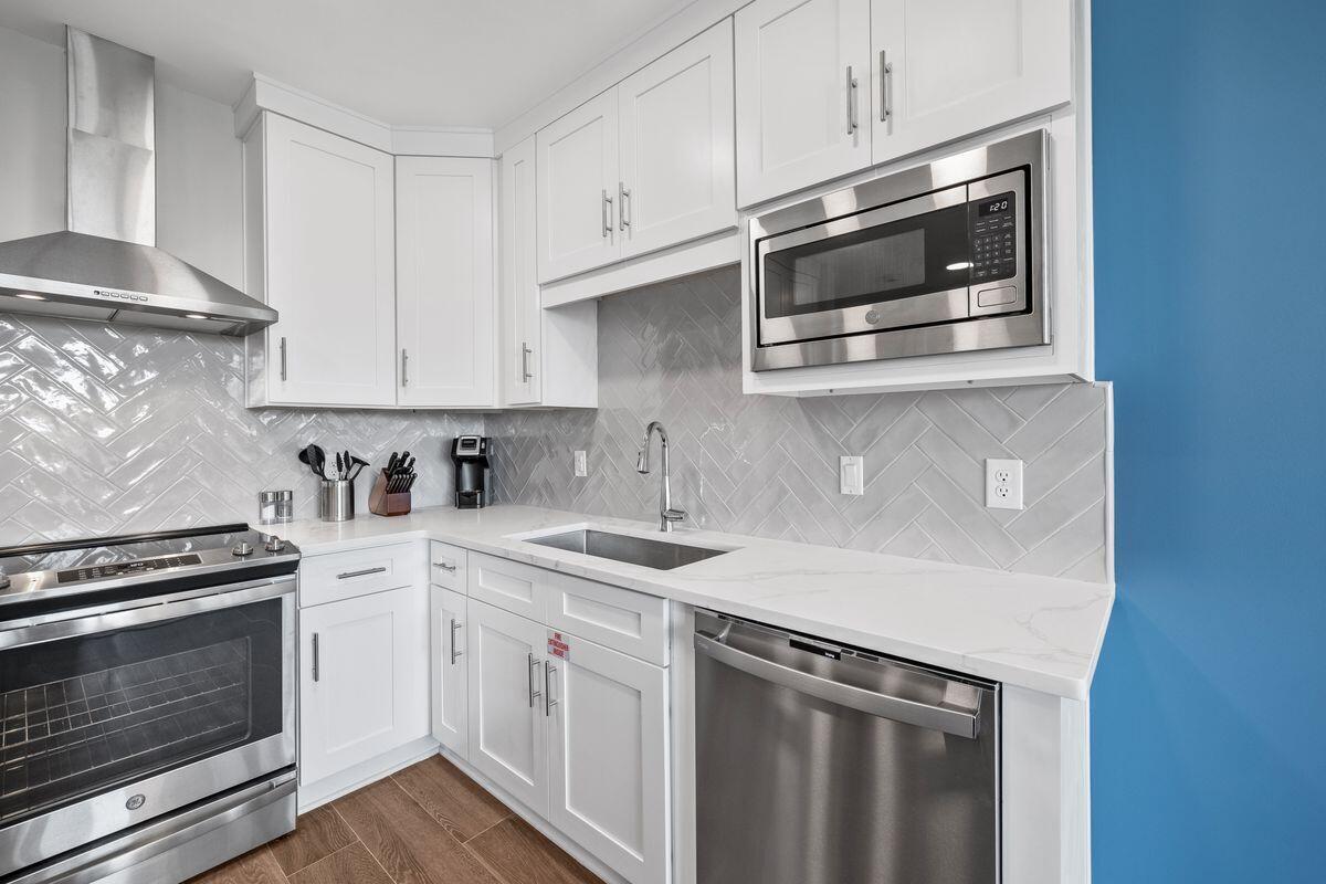 206 Henderson Resort Way, 5102