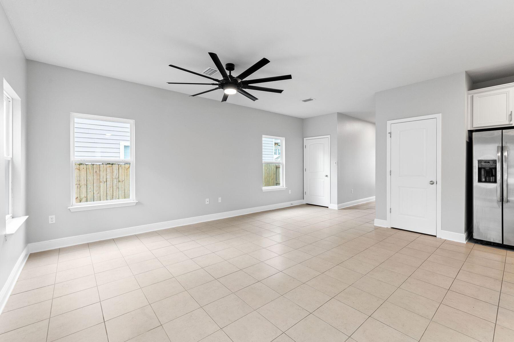 130 Mosaic Oaks Circle