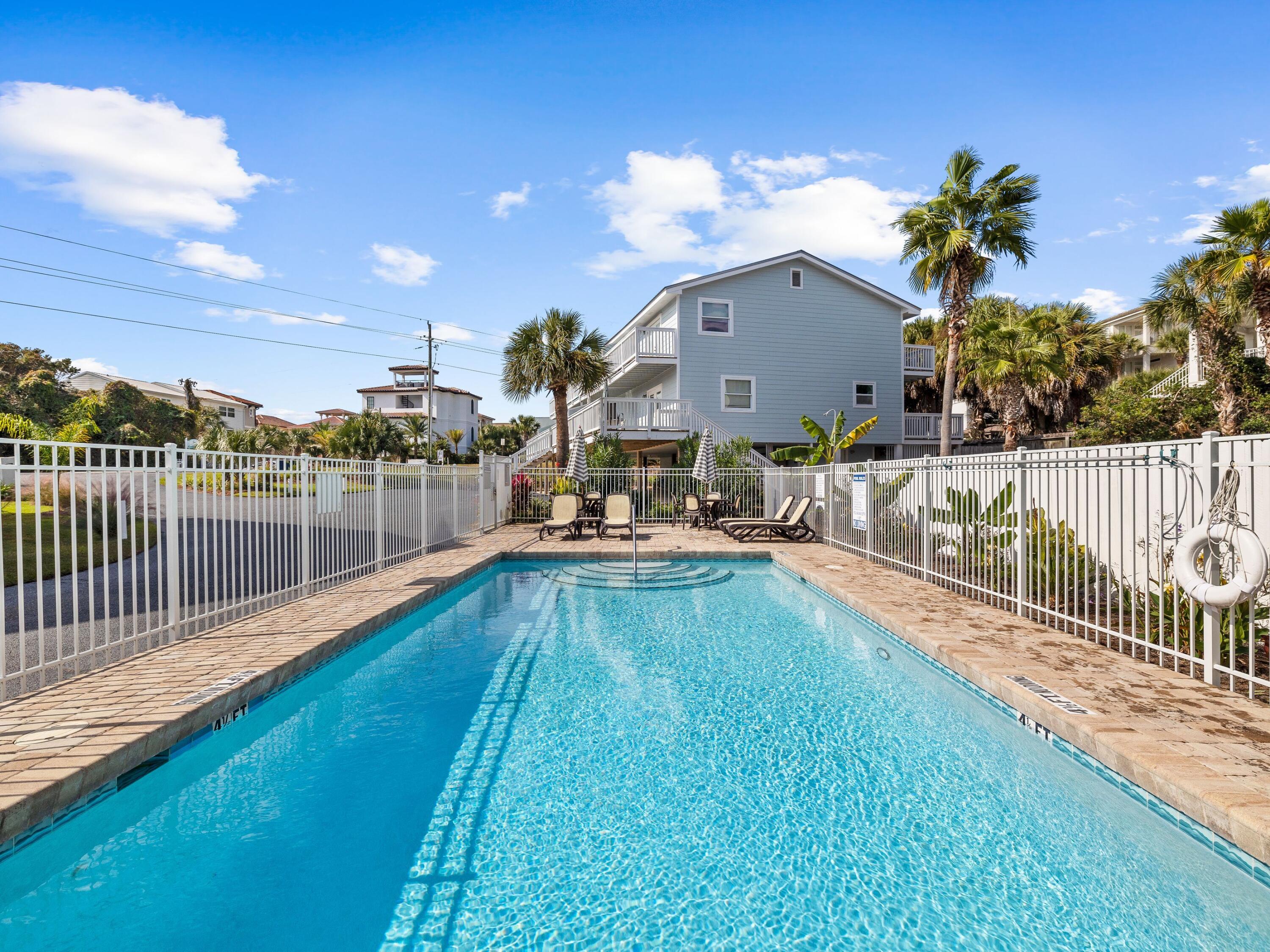 209 Blue Mountain Road, 302