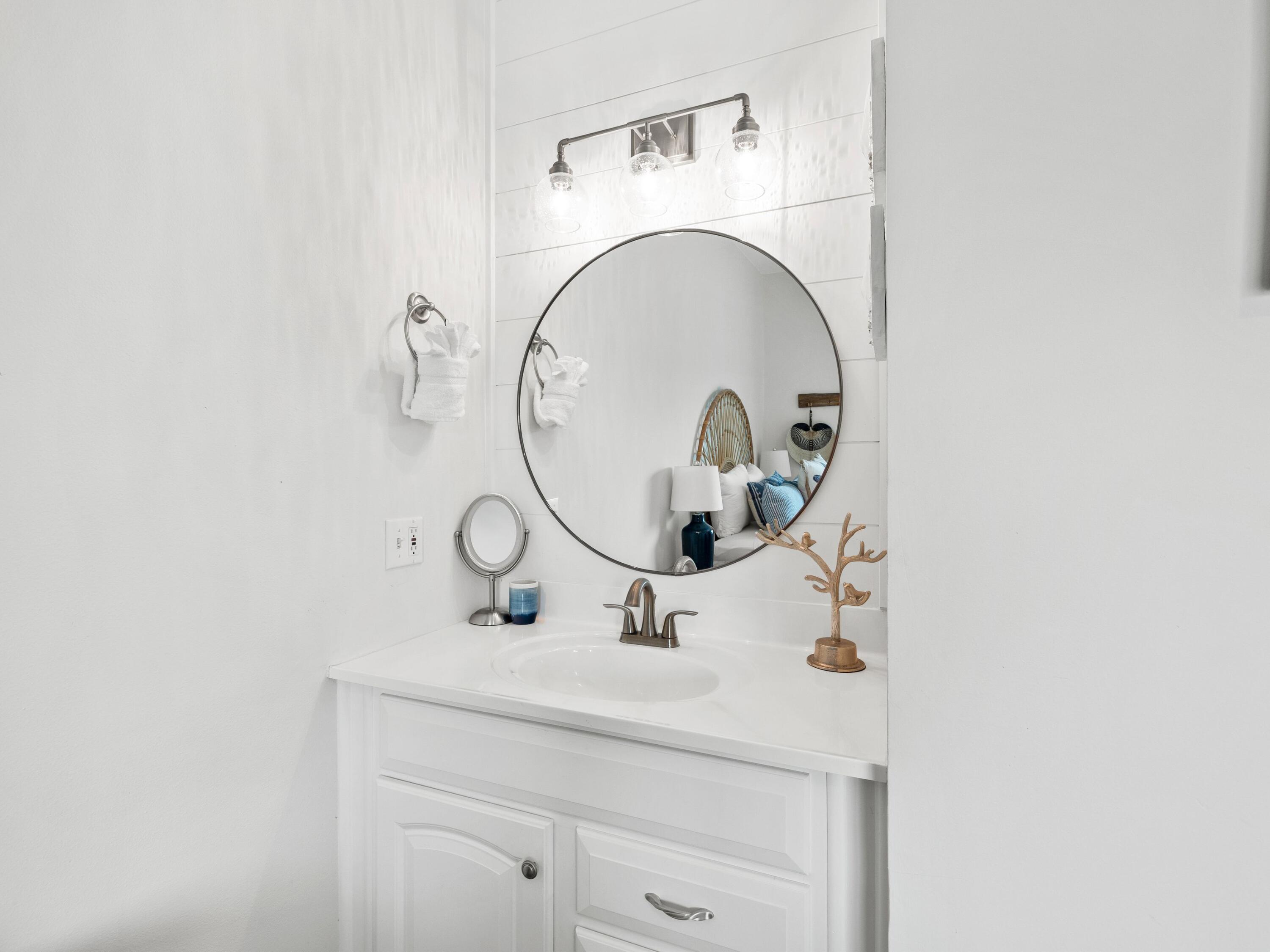 209 Blue Mountain Road, 302