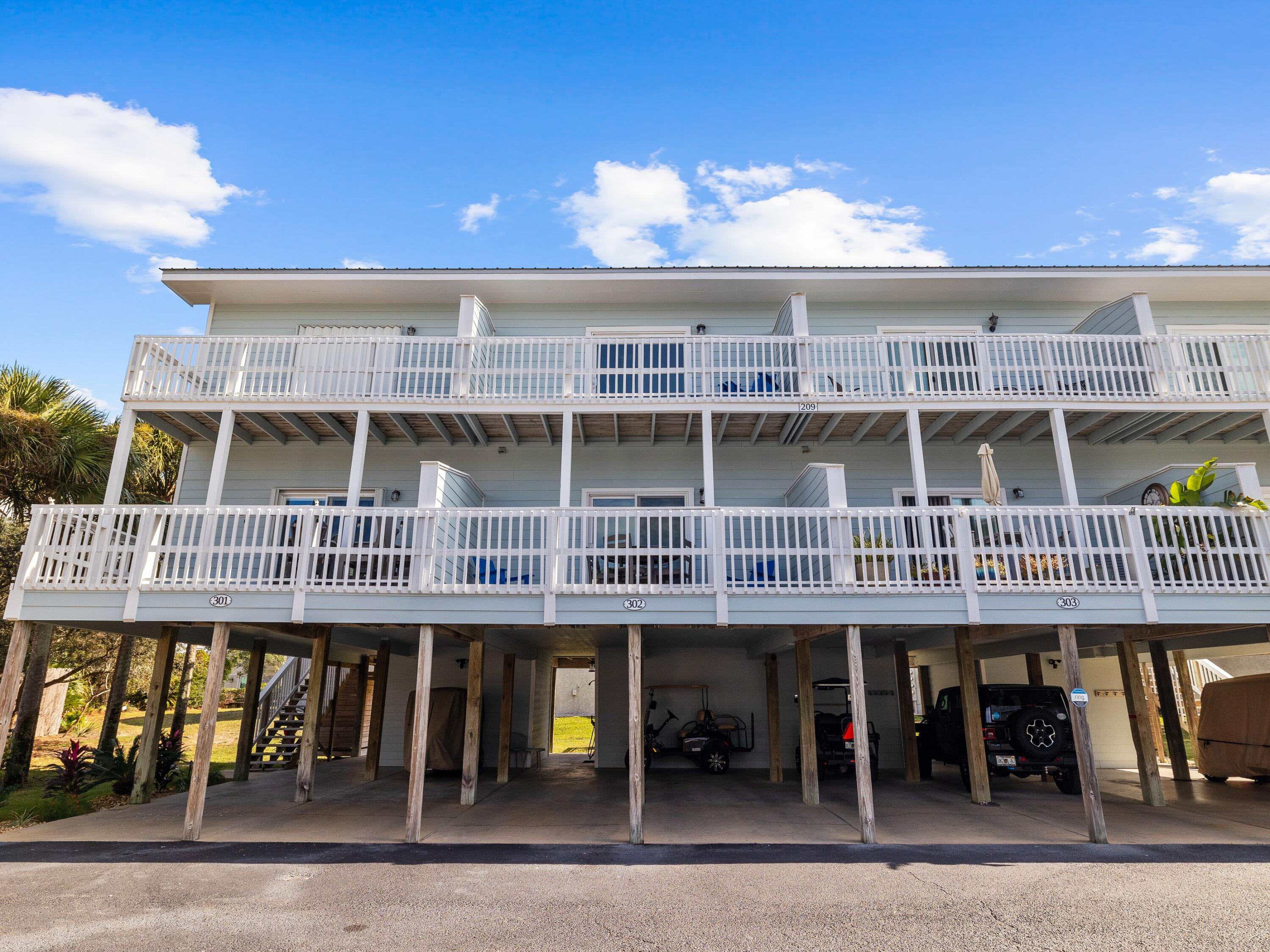 209 Blue Mountain Road, 302