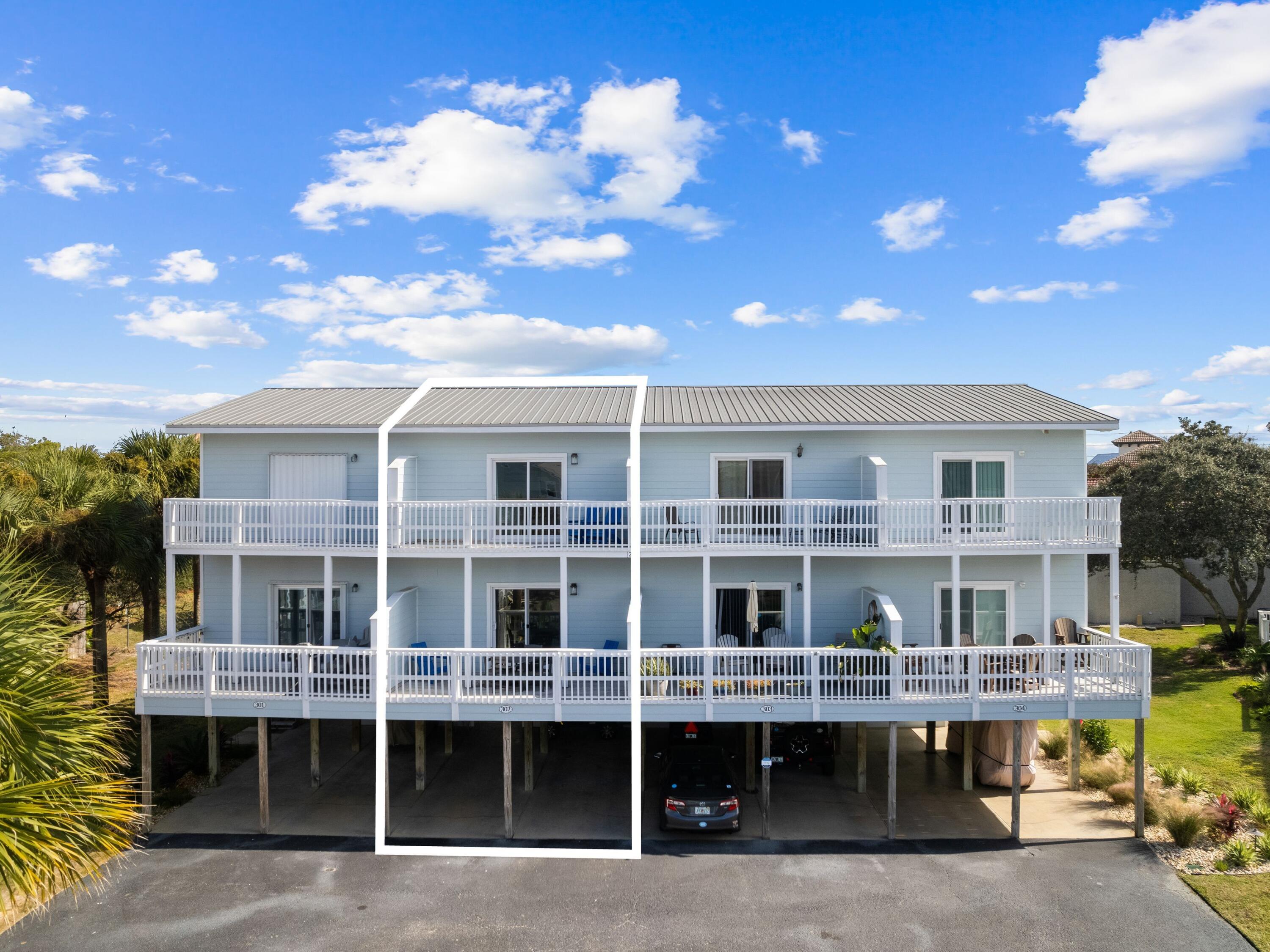 209 Blue Mountain Road, 302