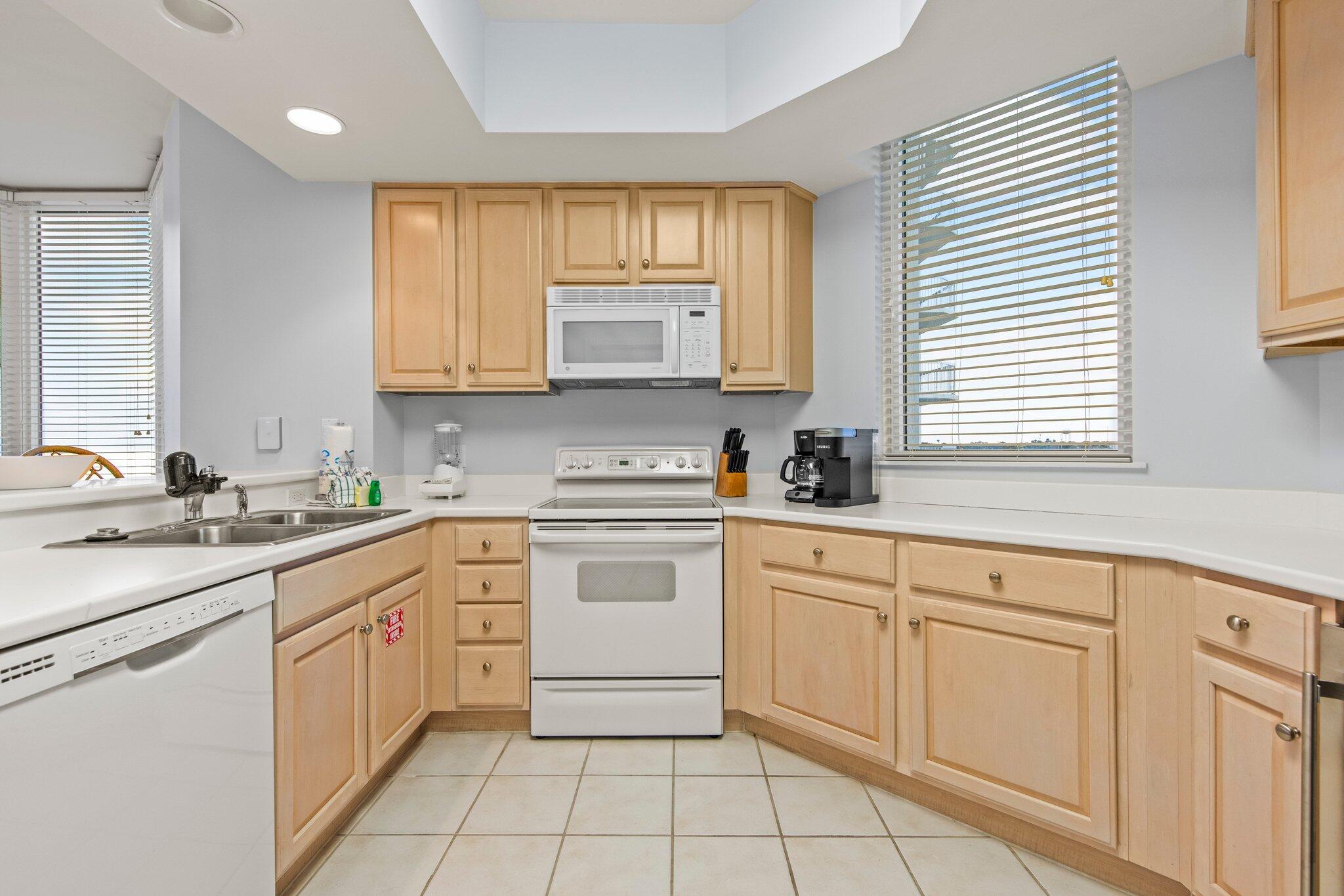 1050 Highway 98, UNIT 606