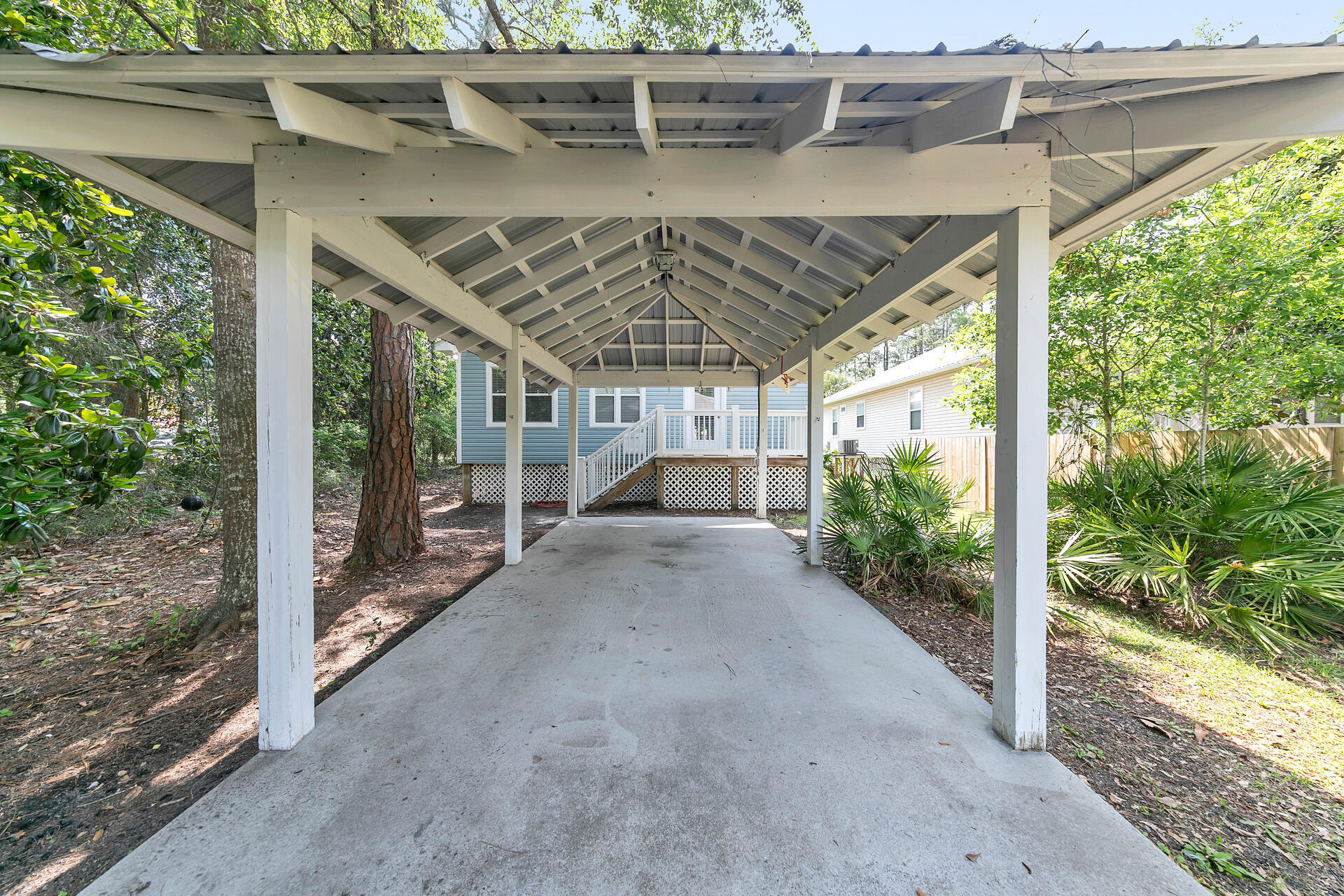 1536 N County Hwy 393