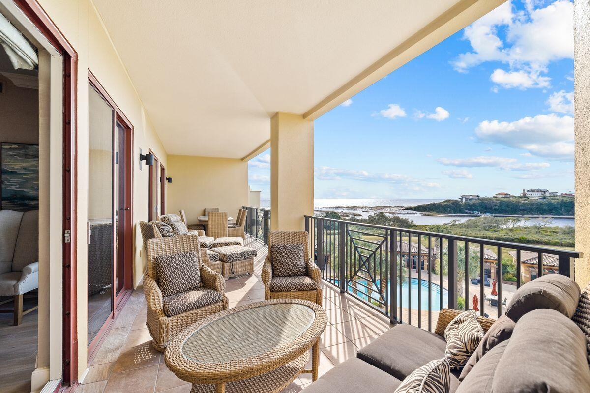 1363 W County Highway 30A, 3112