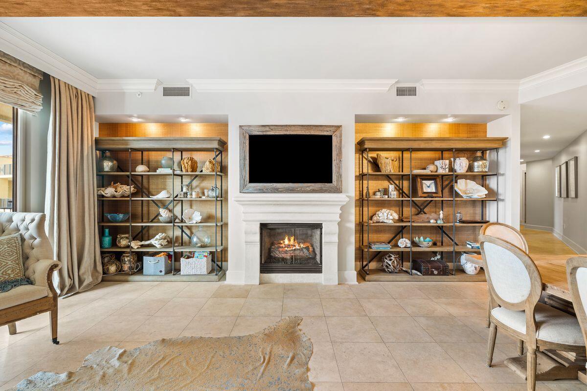 1363 W County Highway 30A, 3112