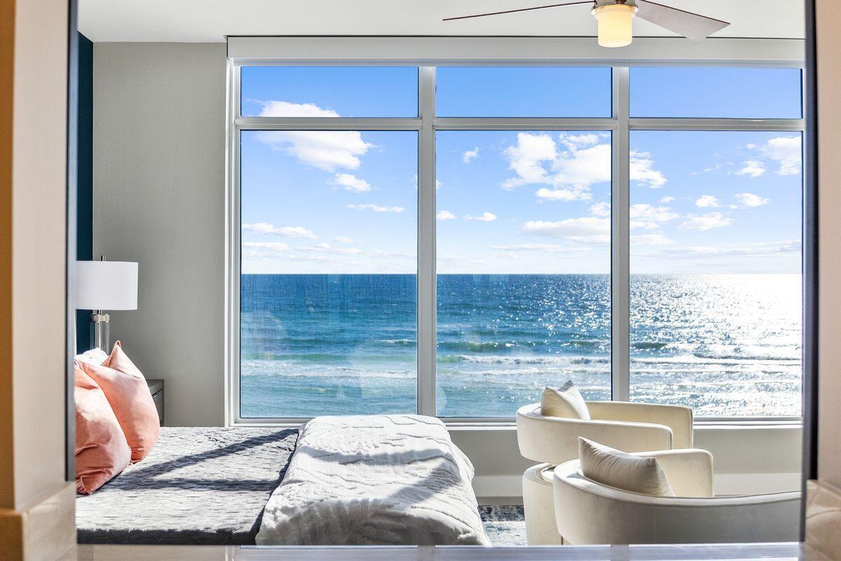 1900 Scenic Highway 98, 302