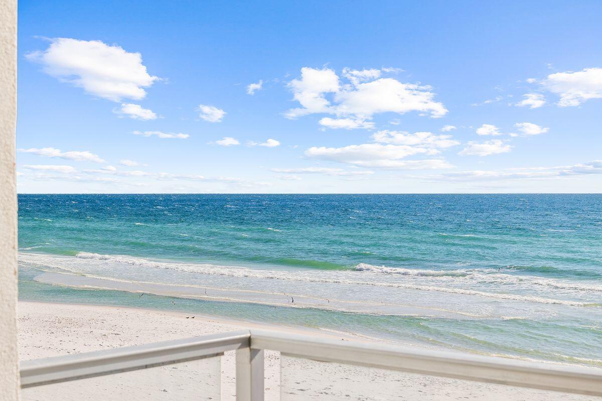 1900 Scenic Highway 98, 302