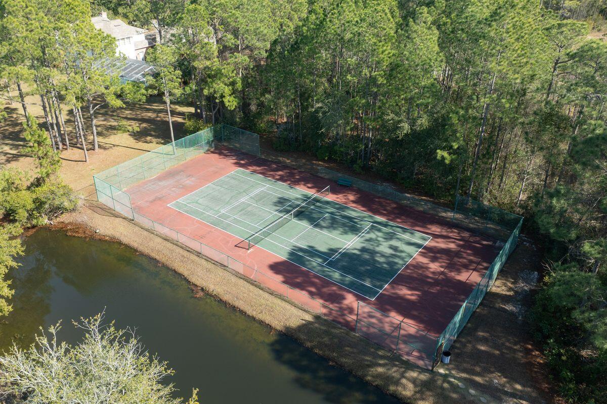 192 Calle Escada, 97A