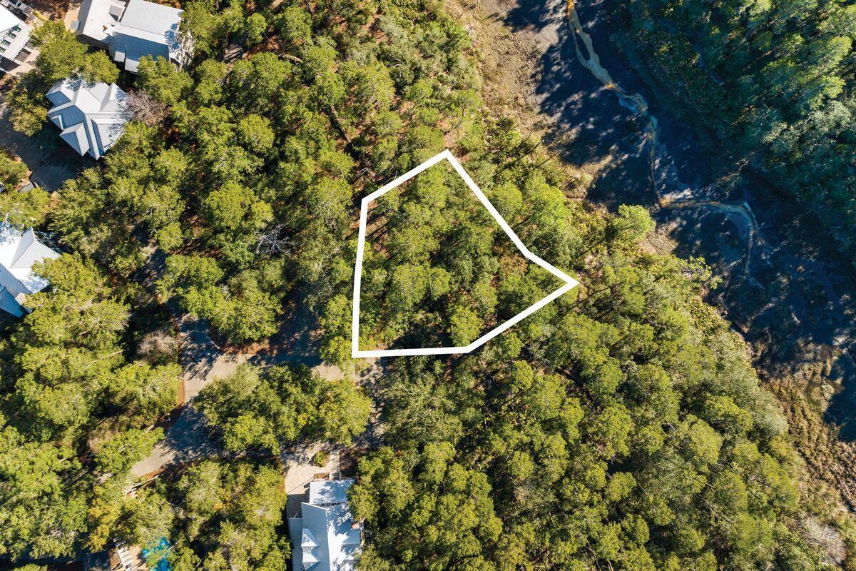 12-1 Wood Lily Lane