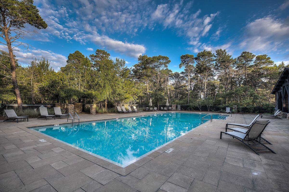 12-1 Wood Lily Lane