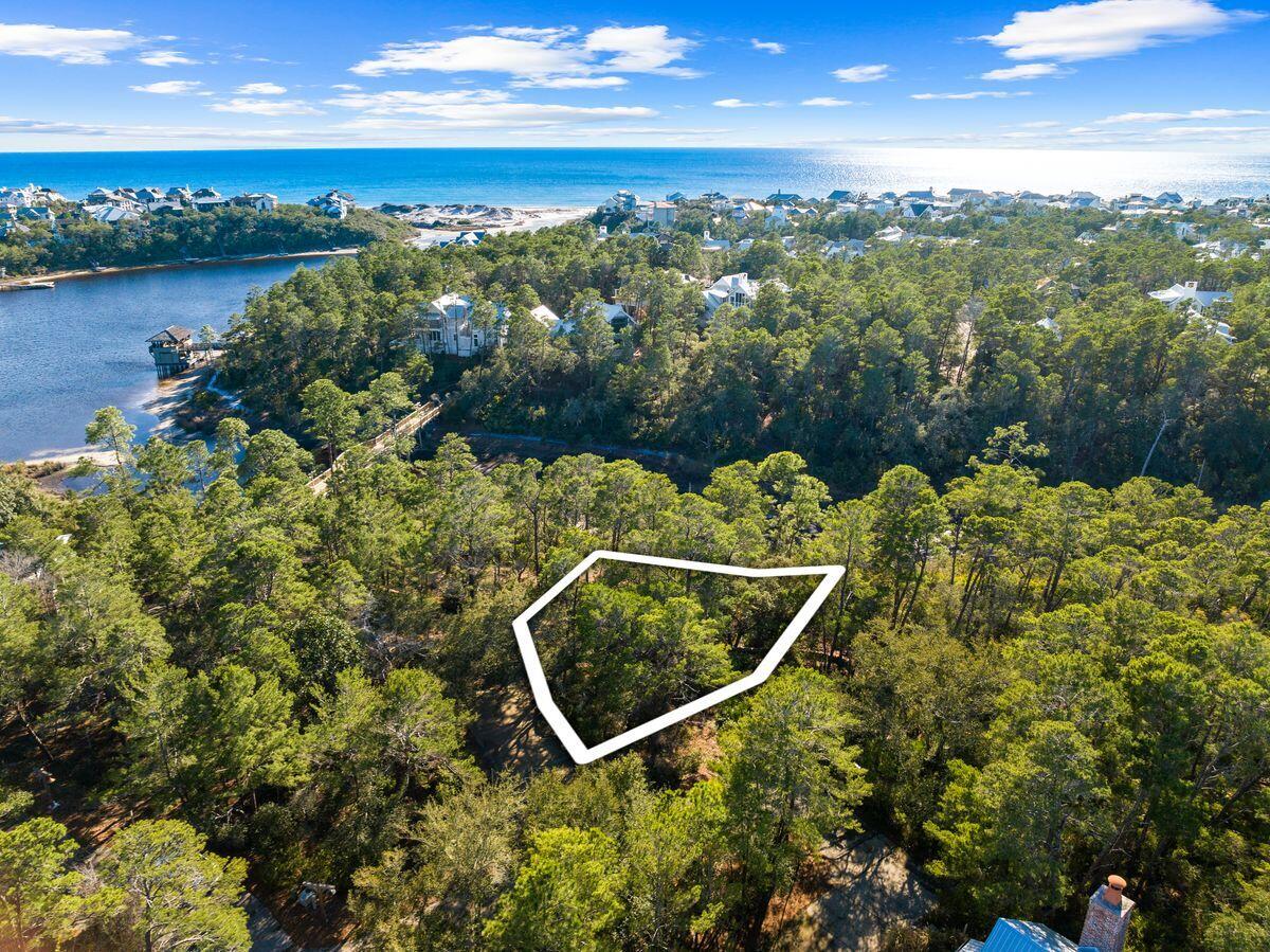 12-1 Wood Lily Lane