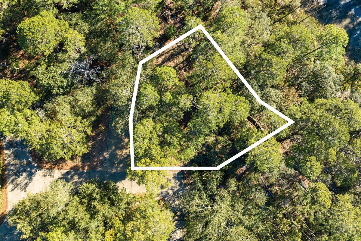12-1 Wood Lily Lane
