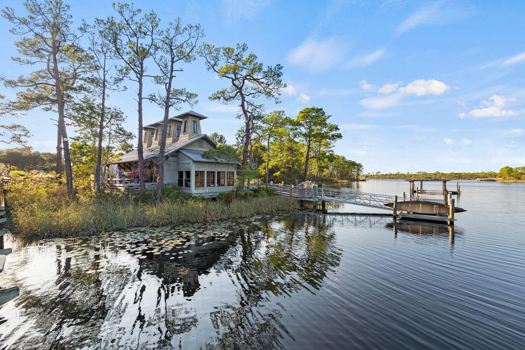 419 E Royal Fern Way