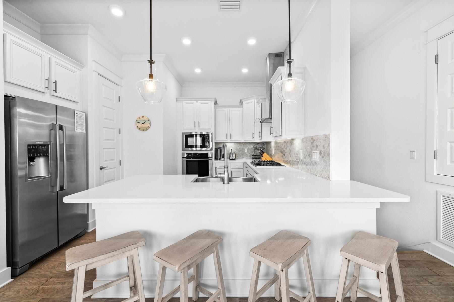 125 W Pine Lands Loop, C