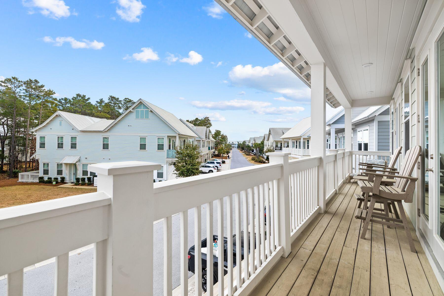 125 W Pine Lands Loop, C