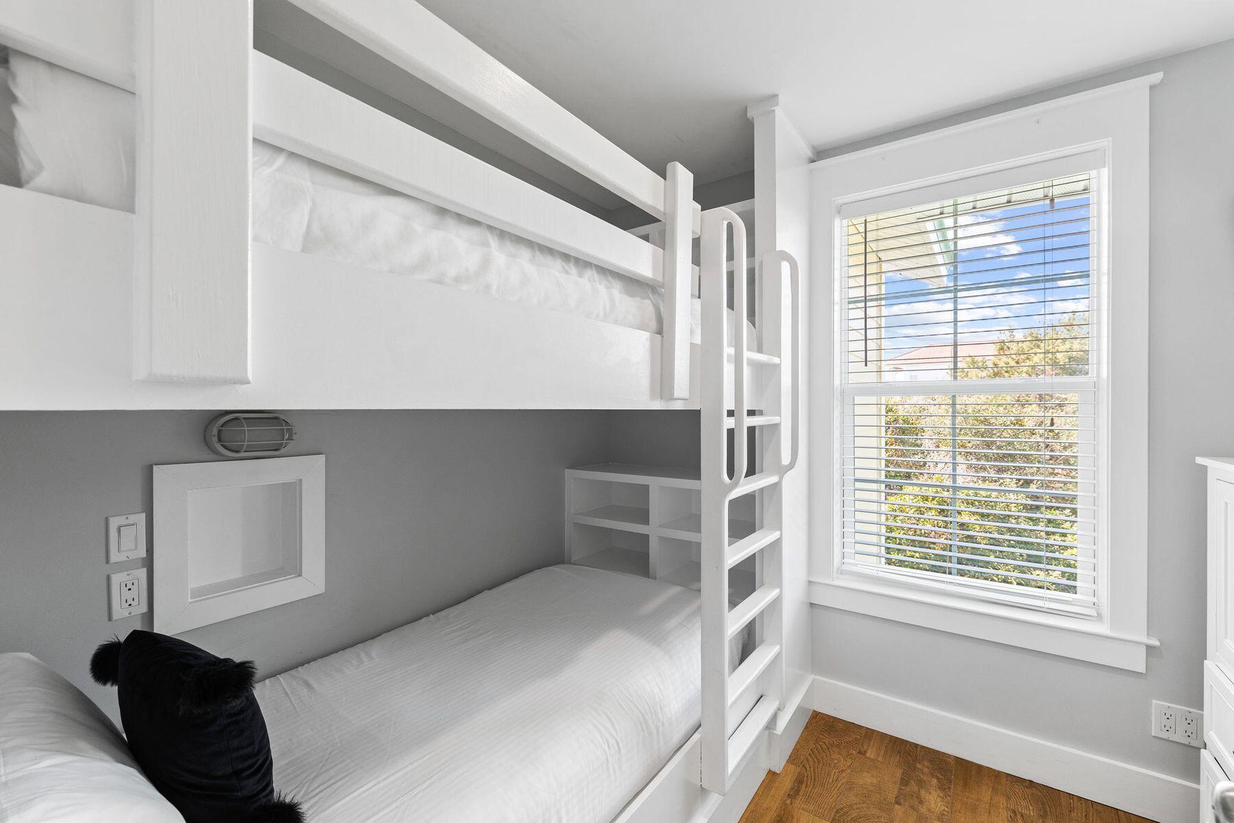 3441 Scenic Highway 98