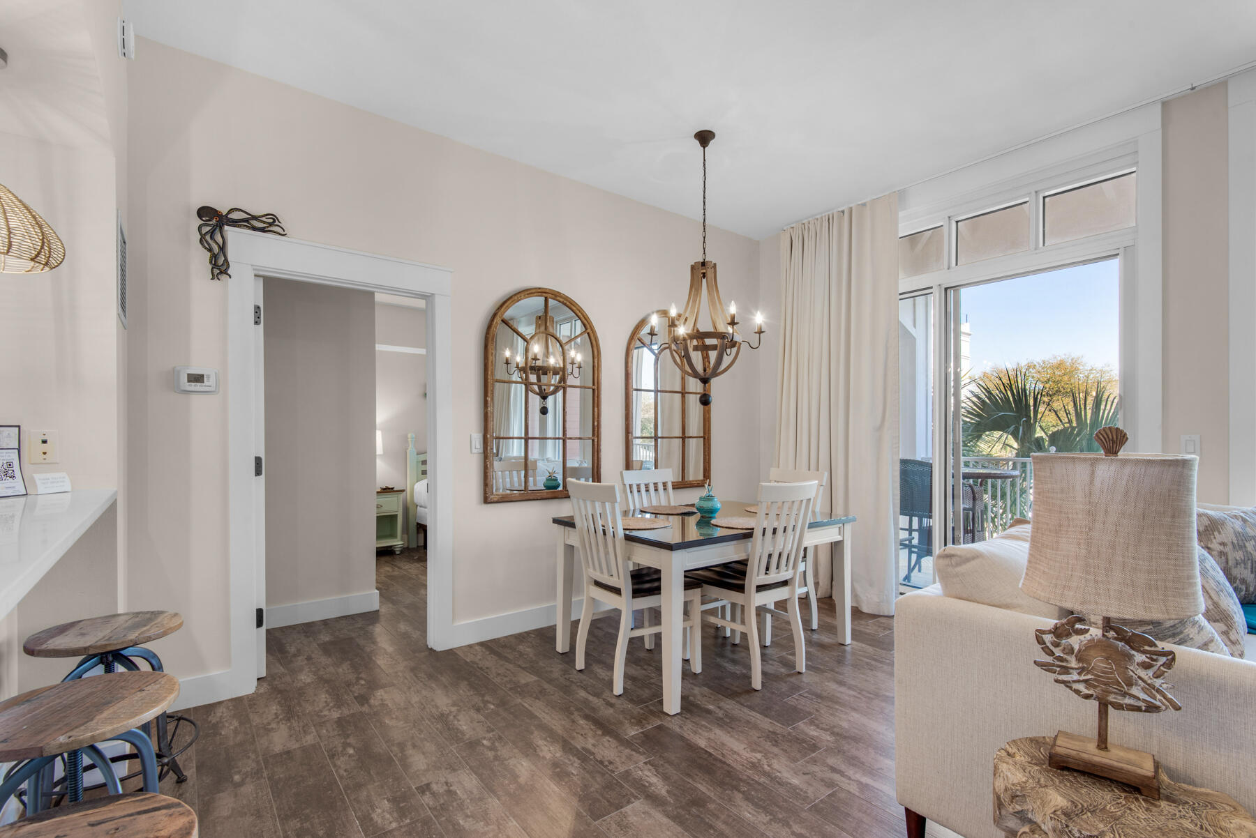 9200 Baytowne Wharf Boulevard, 545/547