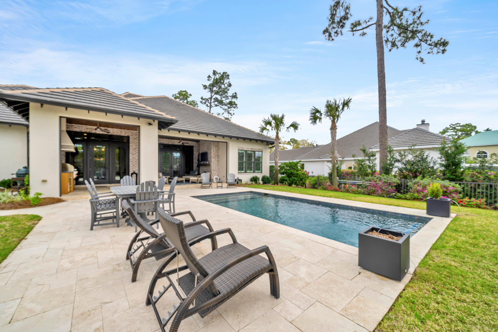 1542 N Baytowne Avenue