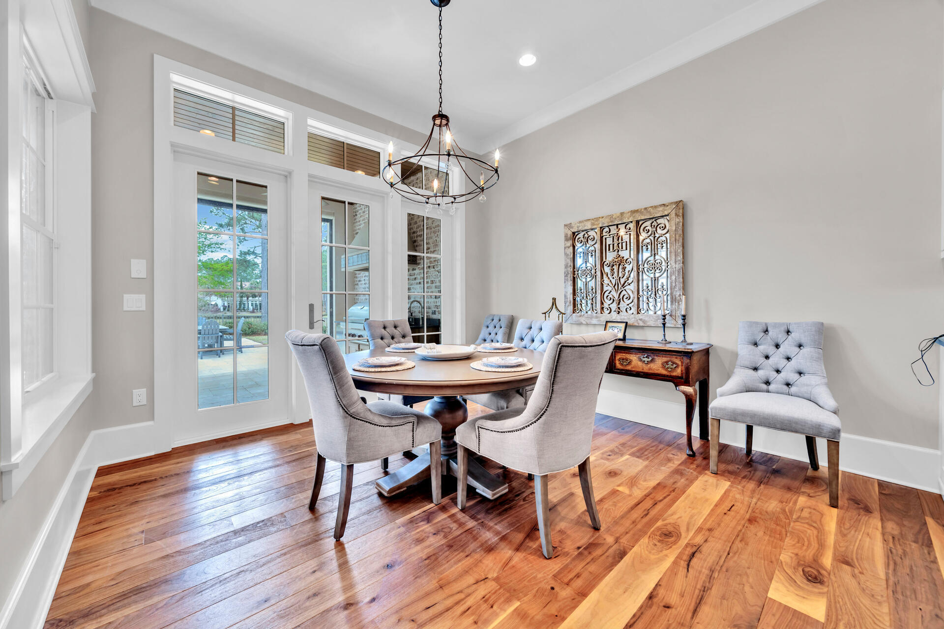 1542 N Baytowne Avenue